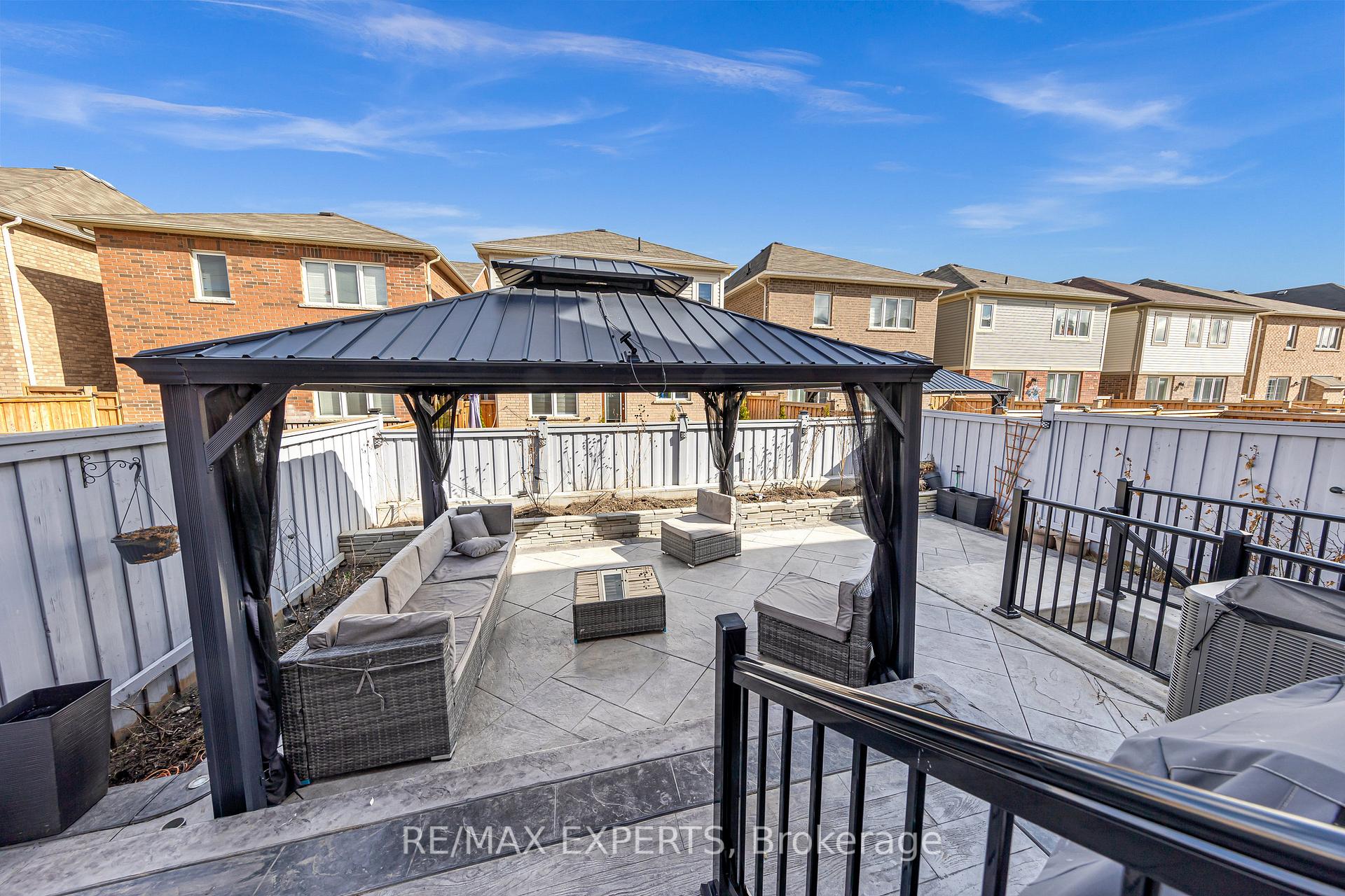 Photo 36 of 13 Ringway Road, Brampton, Northwest Brampton — HOMEH