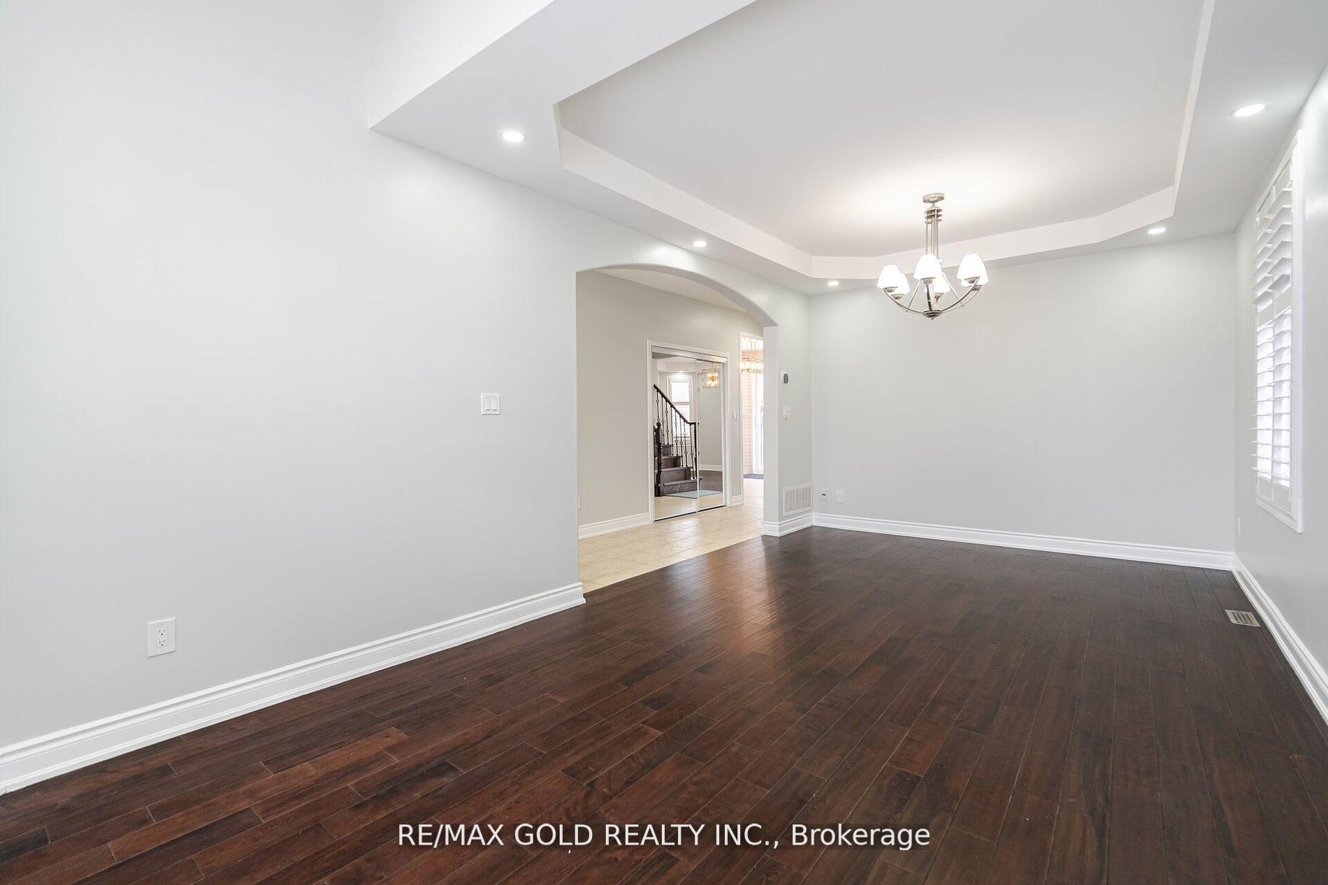 Photo 12 of 27 Horizon Street, Brampton, Vales of Castlemore — HOMEH