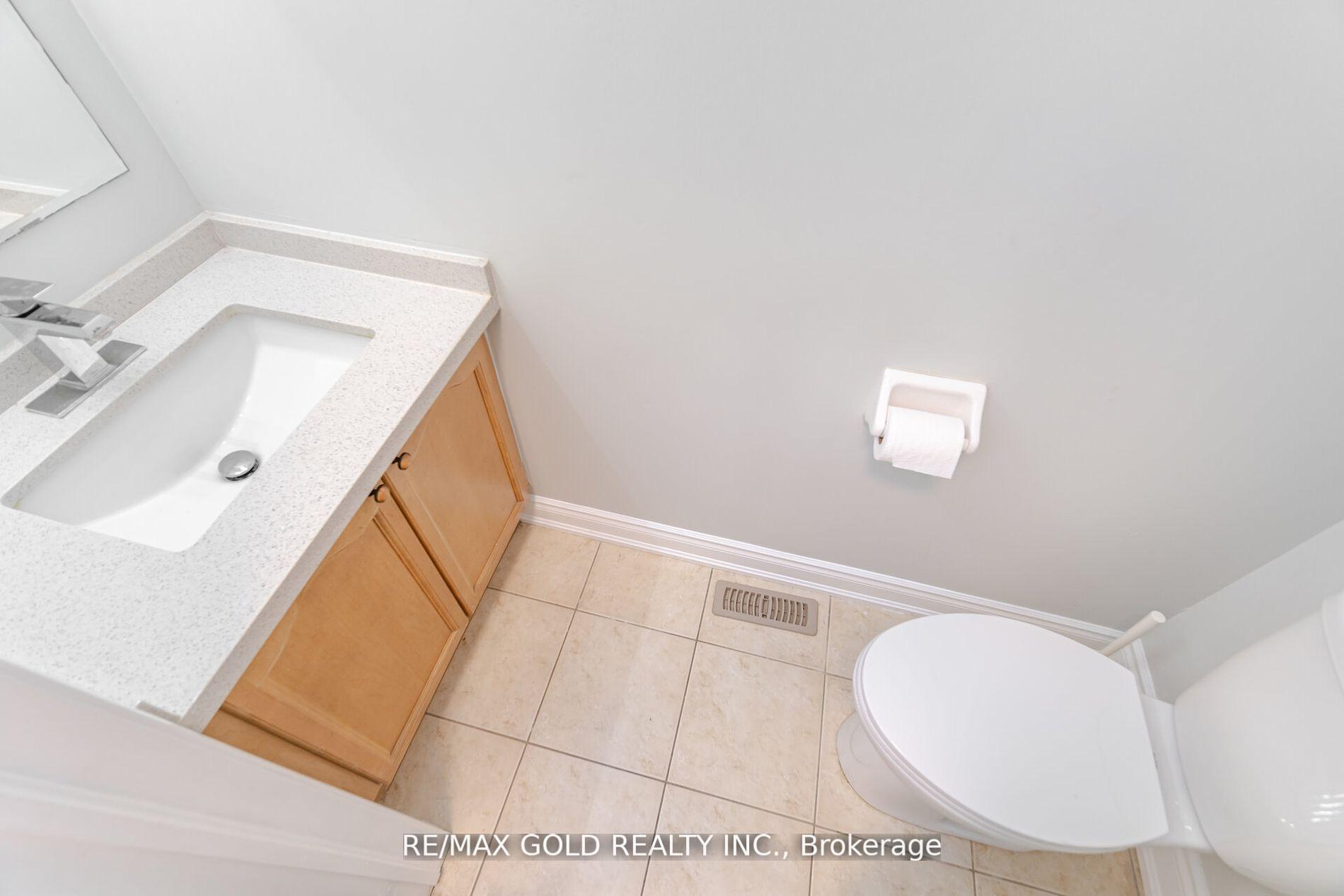 Photo 15 of 27 Horizon Street, Brampton, Vales of Castlemore — HOMEH