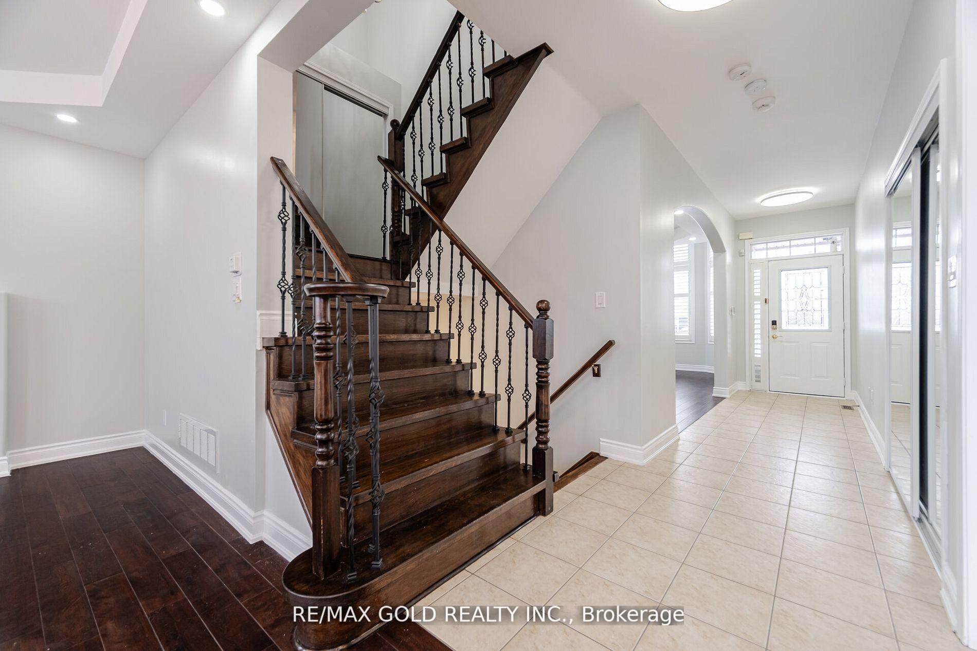Photo 16 of 27 Horizon Street, Brampton, Vales of Castlemore — HOMEH