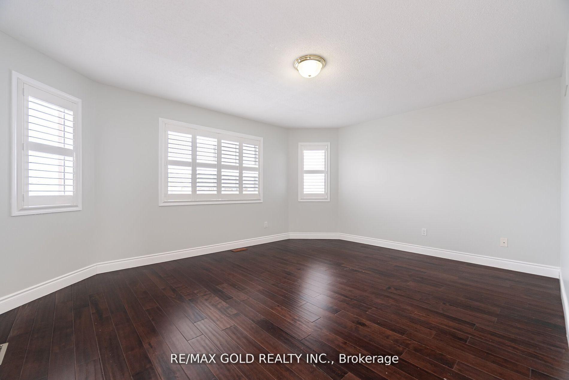 Photo 20 of 27 Horizon Street, Brampton, Vales of Castlemore — HOMEH