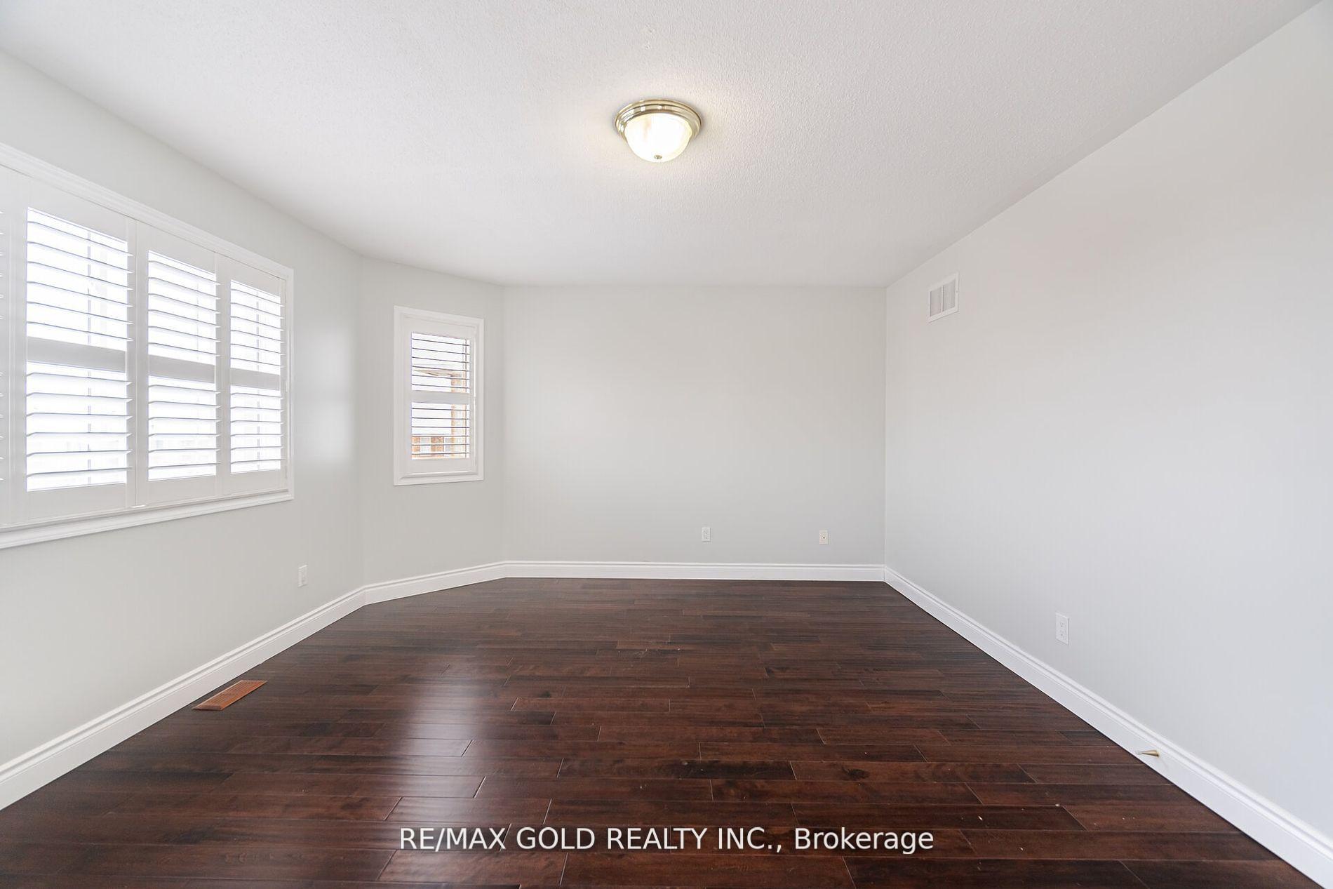 Photo 21 of 27 Horizon Street, Brampton, Vales of Castlemore — HOMEH