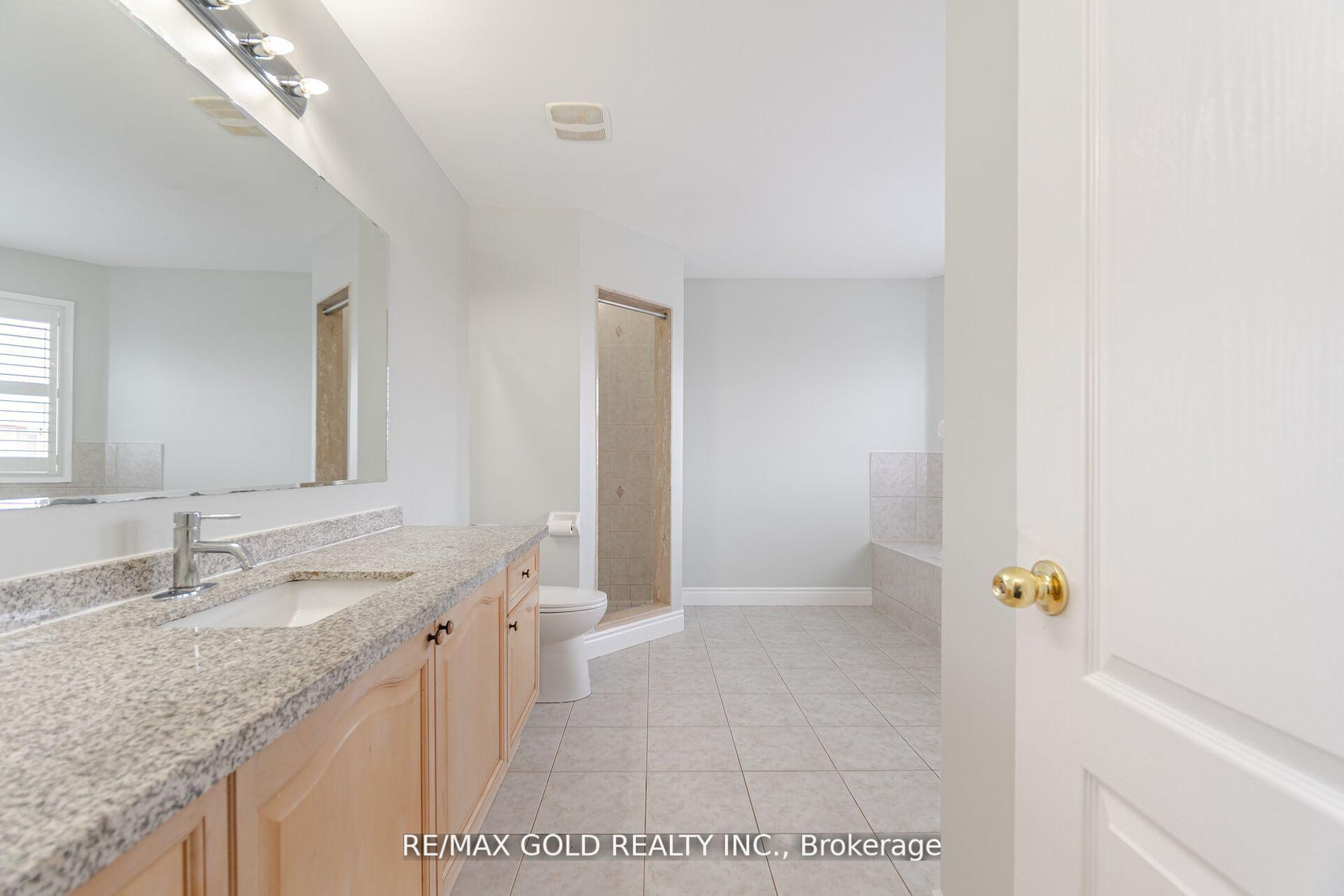 Photo 22 of 27 Horizon Street, Brampton, Vales of Castlemore — HOMEH