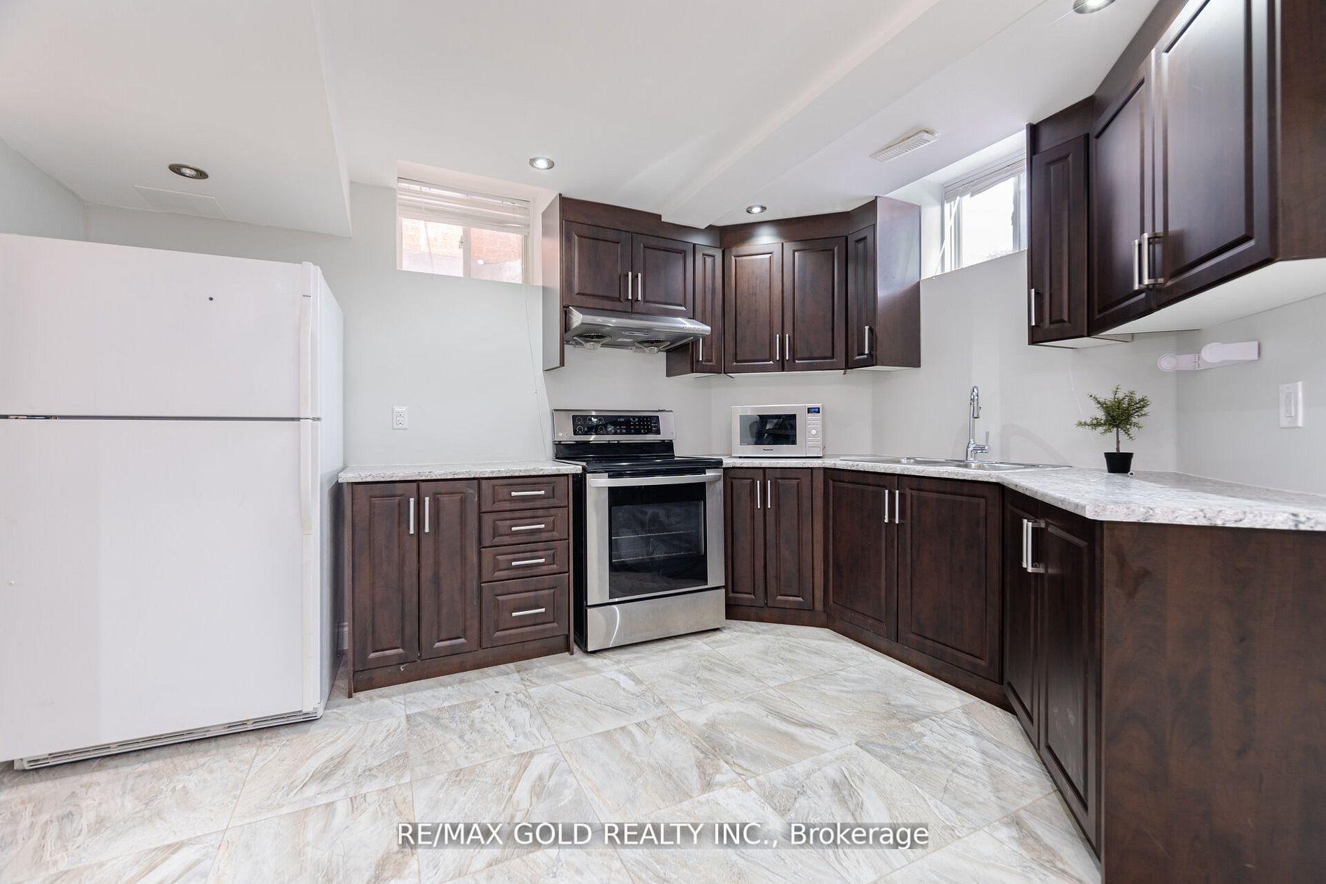 Photo 30 of 27 Horizon Street, Brampton, Vales of Castlemore — HOMEH