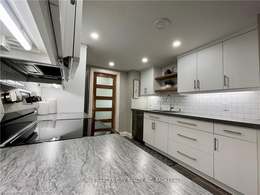 Photo 73 of 462 Grantham Avenue, St. Catharines, Bunting/Linwell — HOMEH