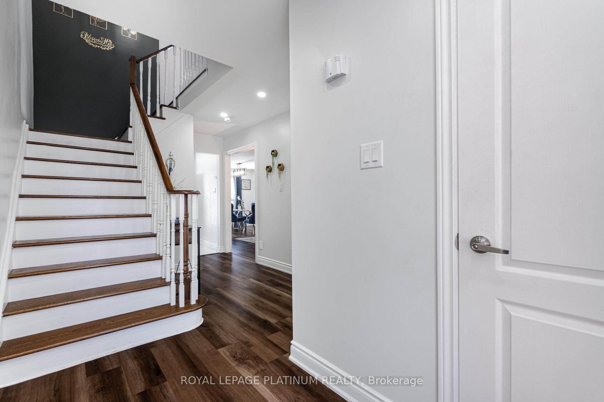 Photo 6 of 173 Wexford Road, Brampton, Heart Lake West — HOMEH