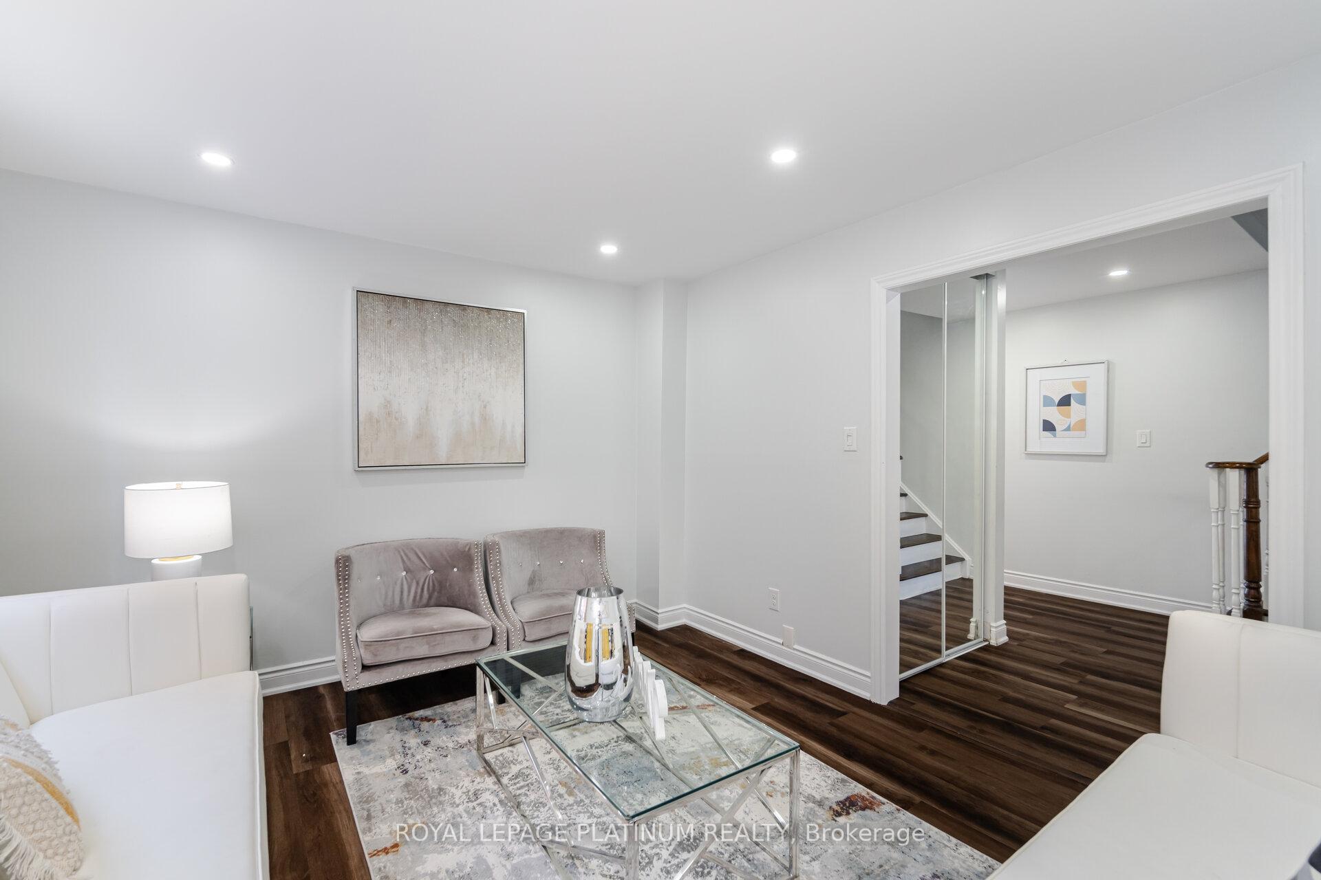 Photo 8 of 173 Wexford Road, Brampton, Heart Lake West — HOMEH