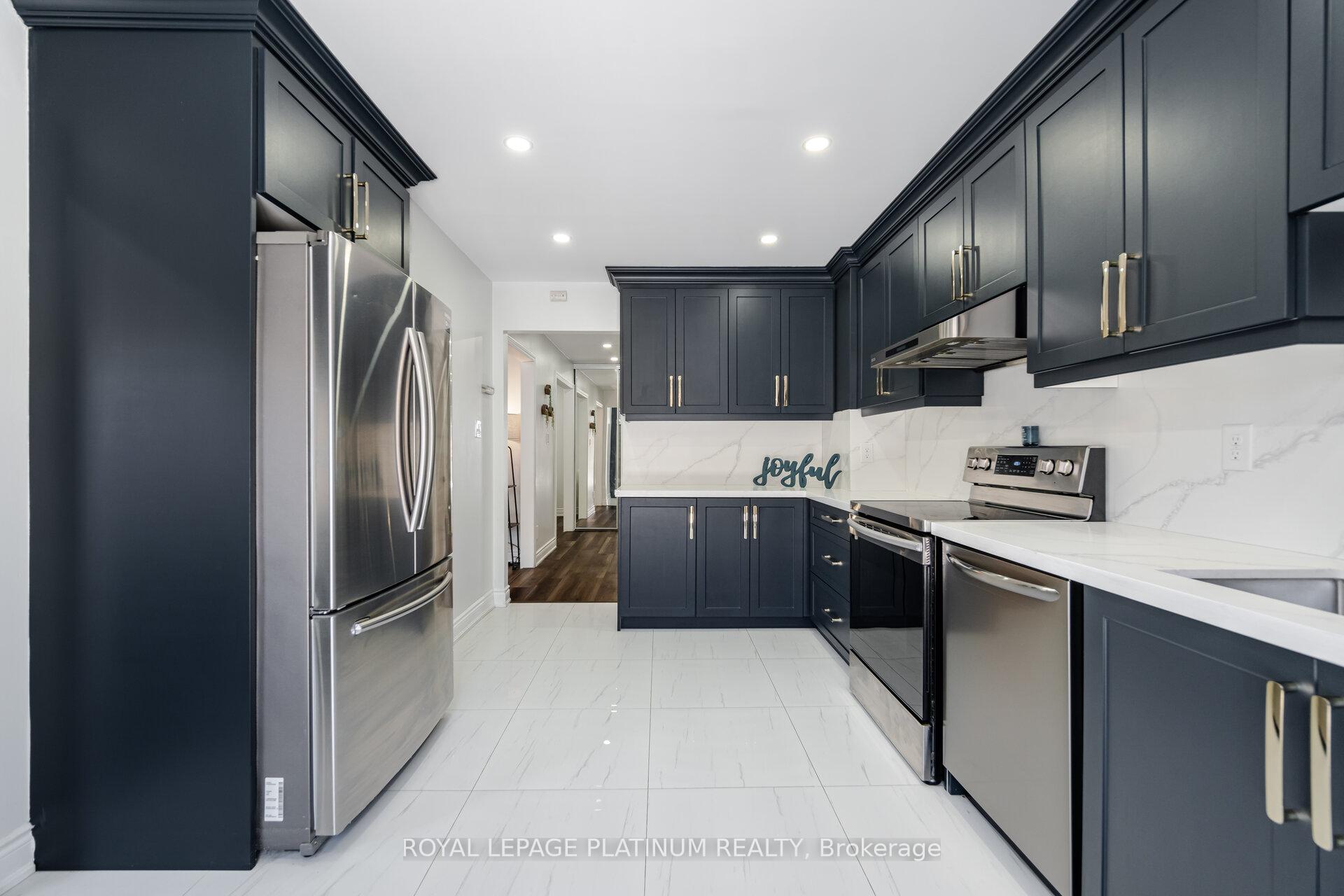 Photo 18 of 173 Wexford Road, Brampton, Heart Lake West — HOMEH