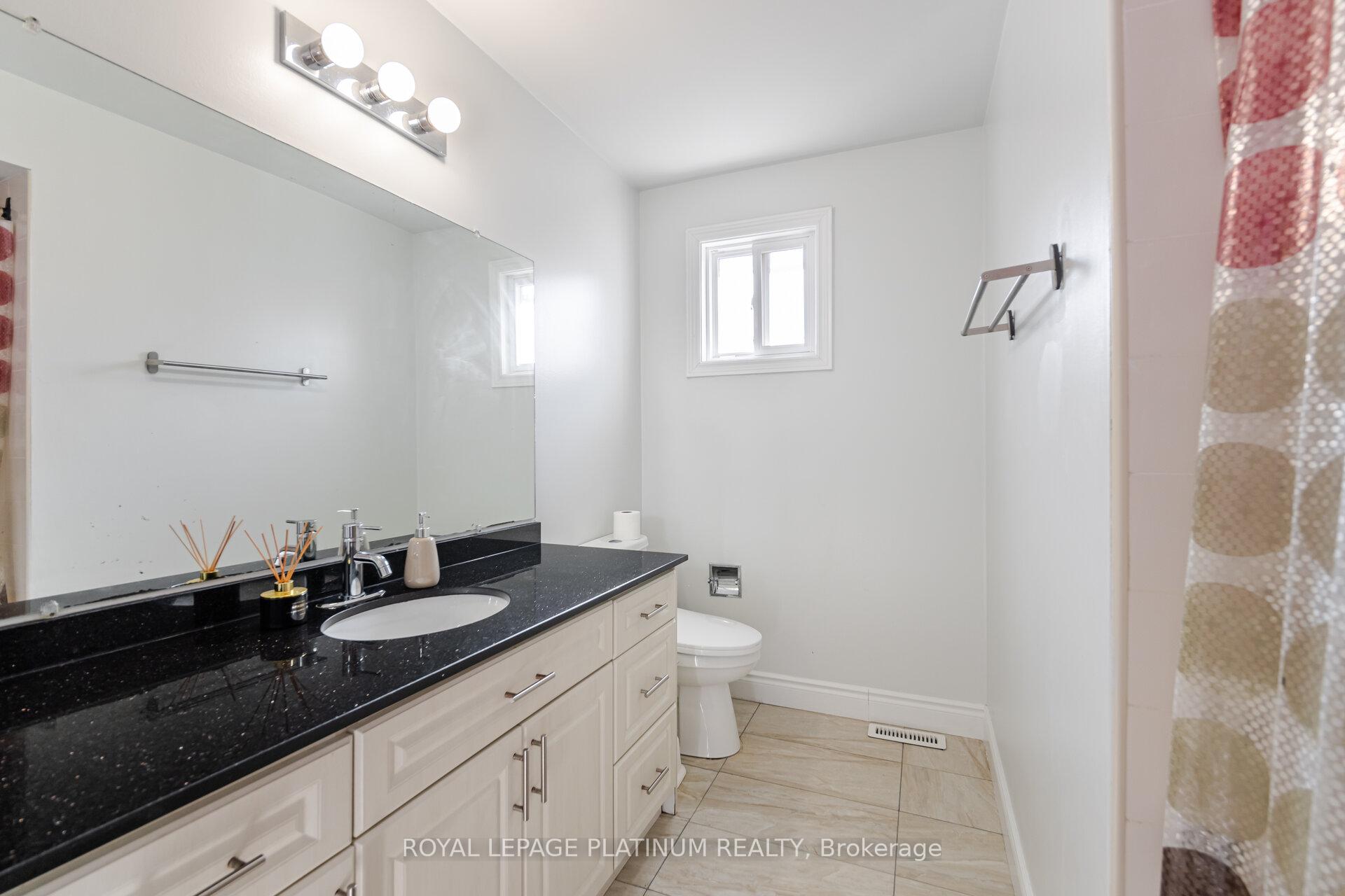Photo 31 of 173 Wexford Road, Brampton, Heart Lake West — HOMEH