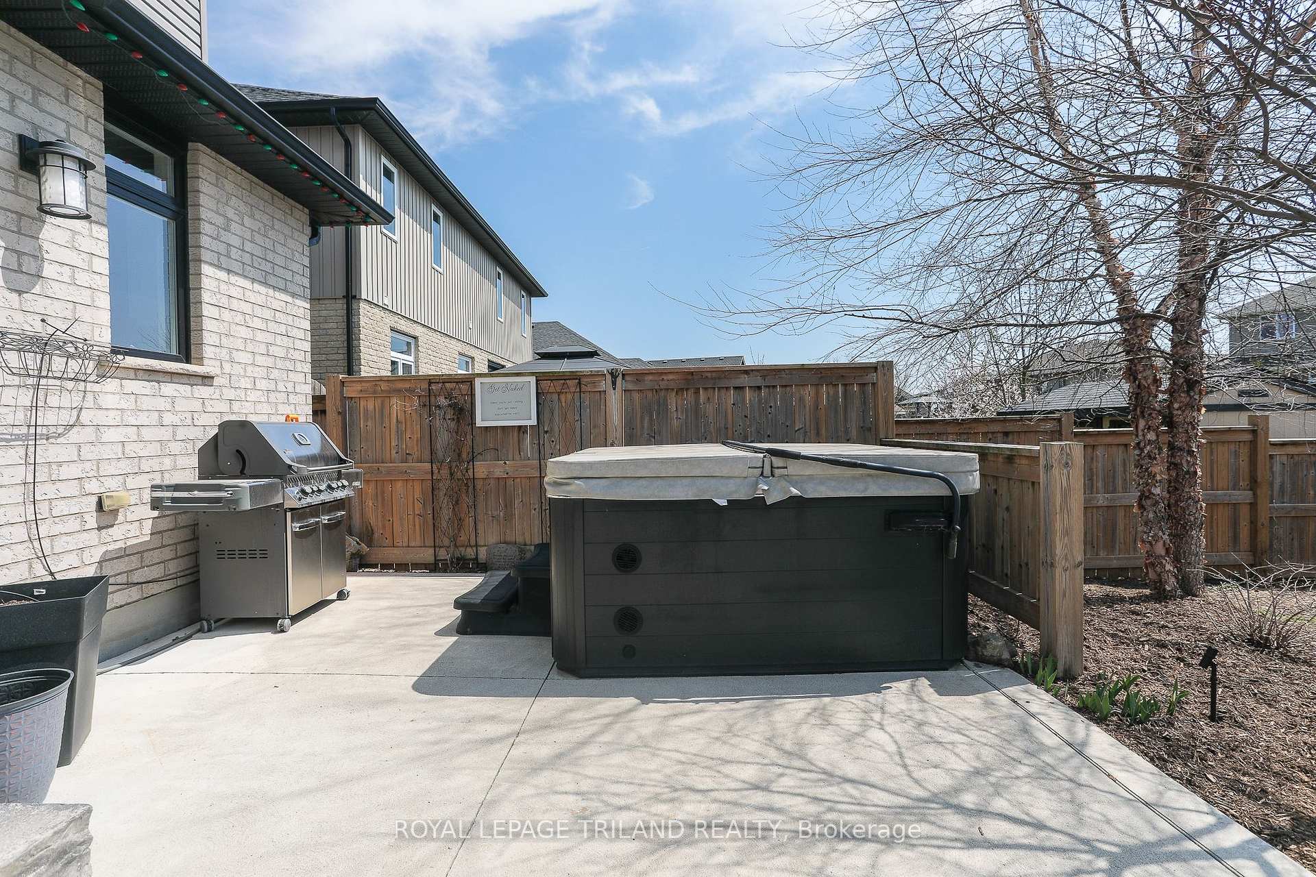 Photo 43 of 8 Oakmont Street, St. Thomas — HOMEH