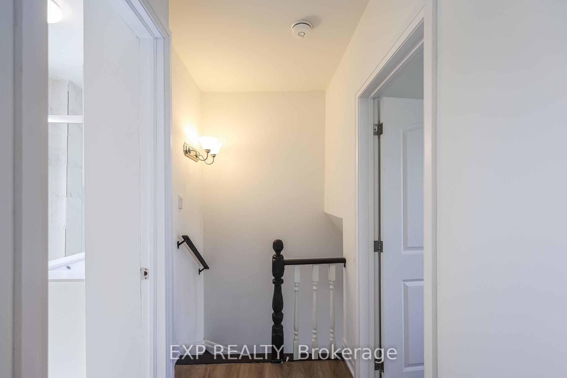 Photo 6 of 346 Emerald Street N, Hamilton, Beasley — HOMEH
