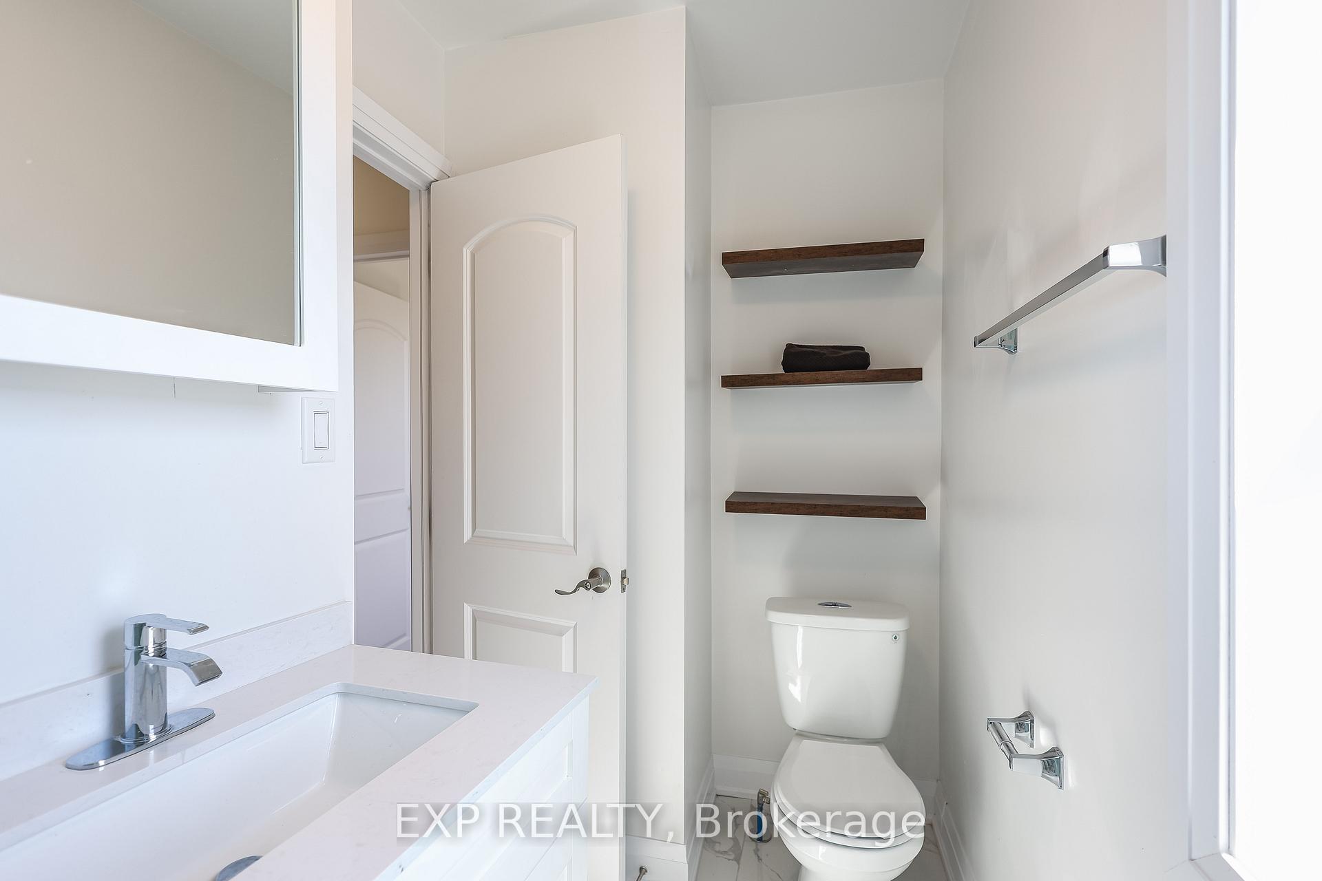 Photo 10 of 346 Emerald Street N, Hamilton, Beasley — HOMEH