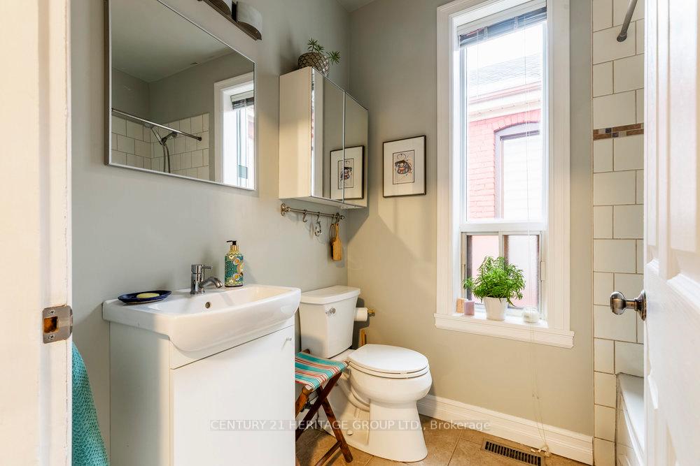 Photo 81 of 197 Park Street N, Hamilton, Central — HOMEH