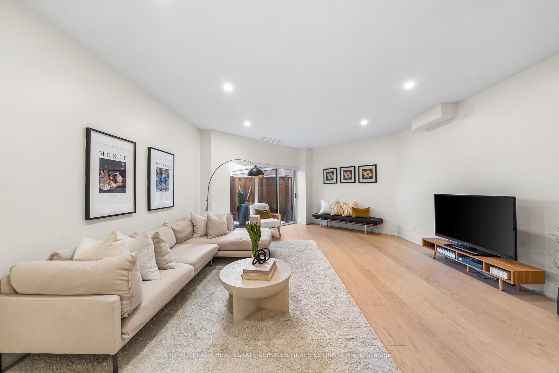 Photo 2 of Unit 103, 211 Randolph Road, Toronto, Leaside — HOMEH