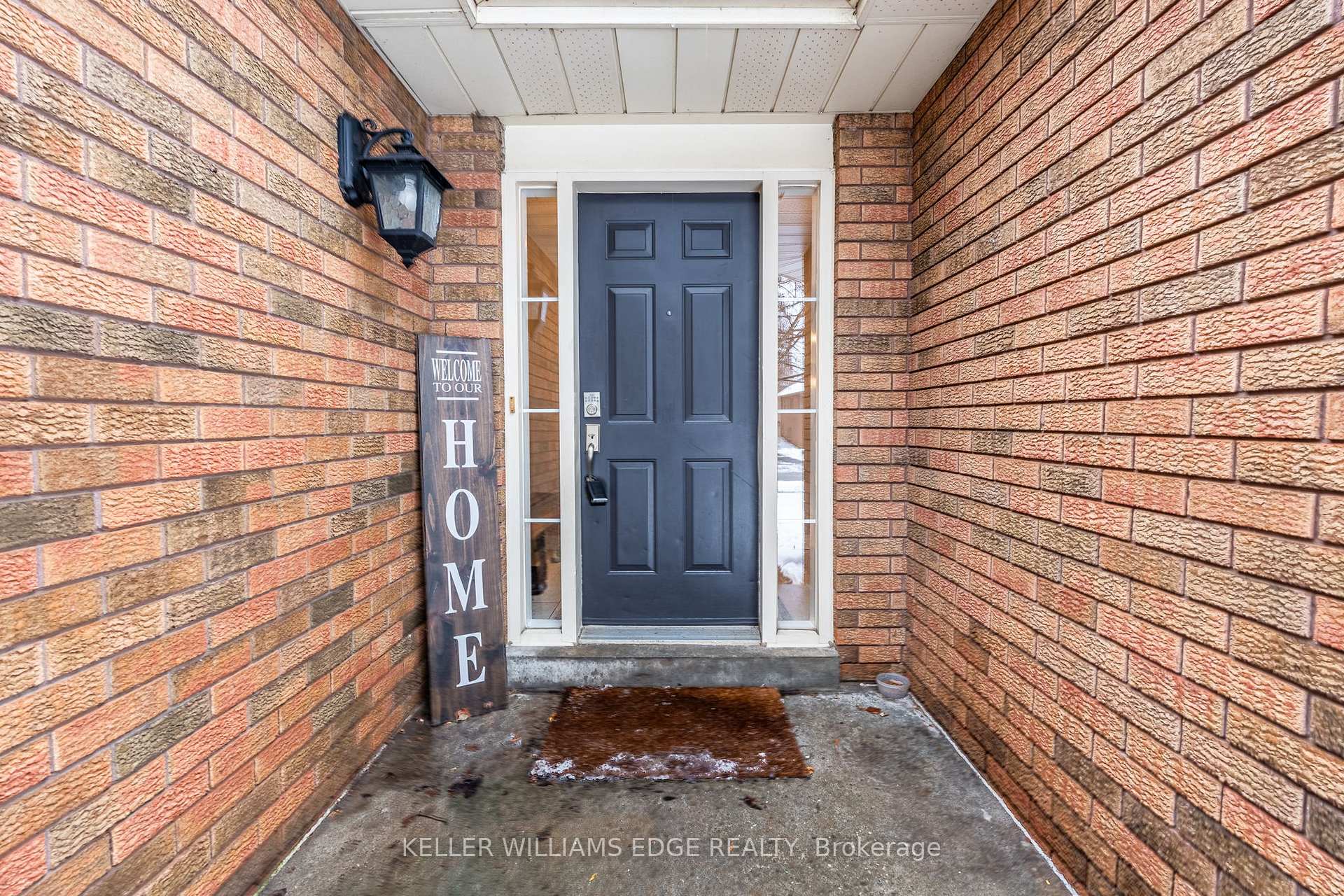 Photo 3 of 67 Laurendale Avenue, Hamilton, Waterdown — HOMEH