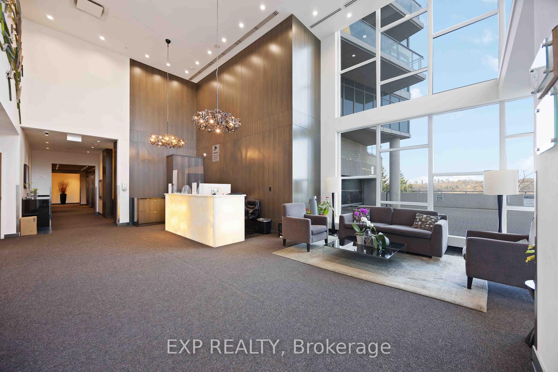 Photo 4 of Unit 1905, 1048 Broadview Avenue, Toronto, Broadview North — HOMEH