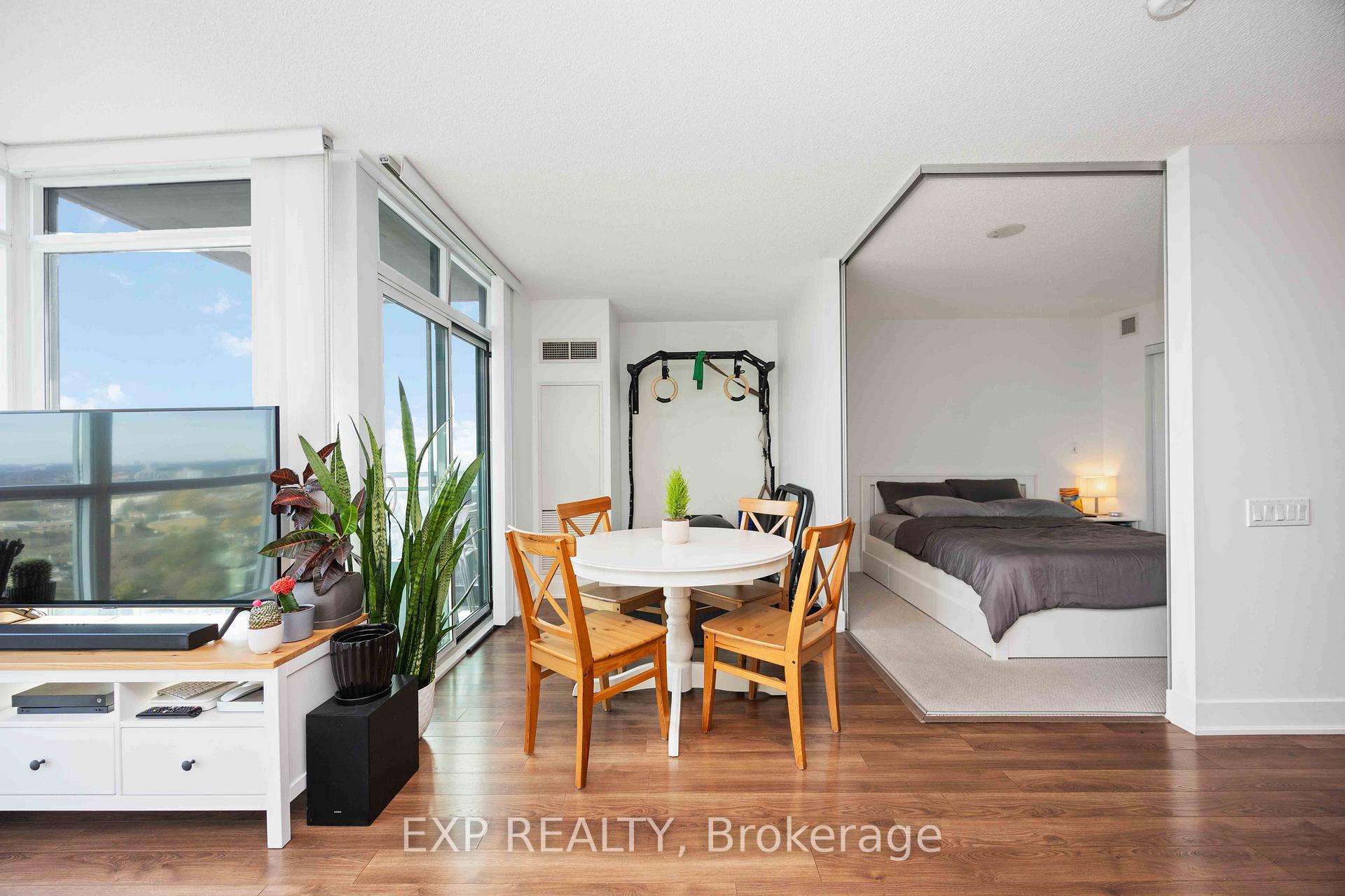 Photo 13 of Unit 1905, 1048 Broadview Avenue, Toronto, Broadview North — HOMEH