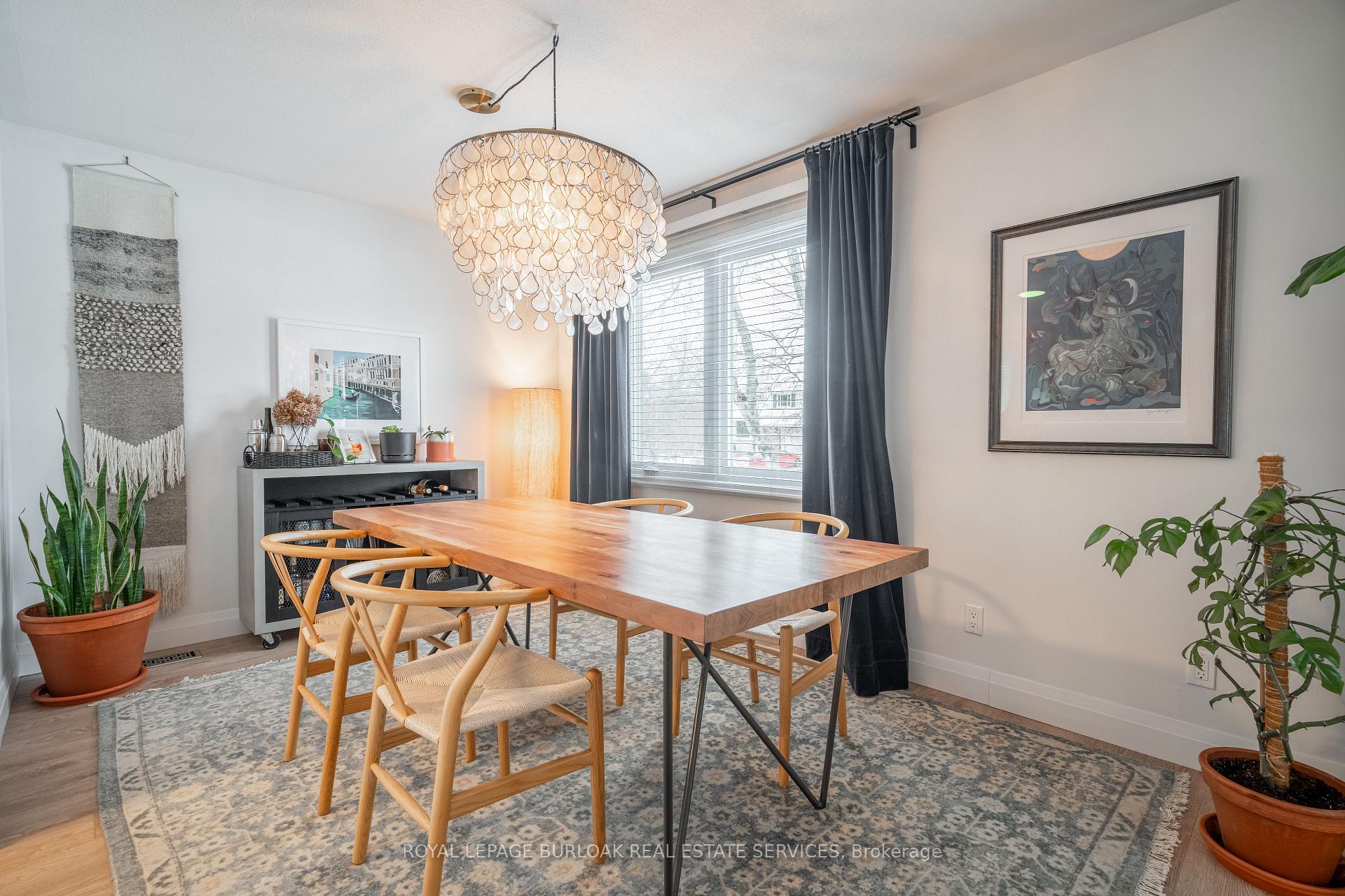 Photo 9 of 104 Darlington Drive, Hamilton, Gilbert — HOMEH