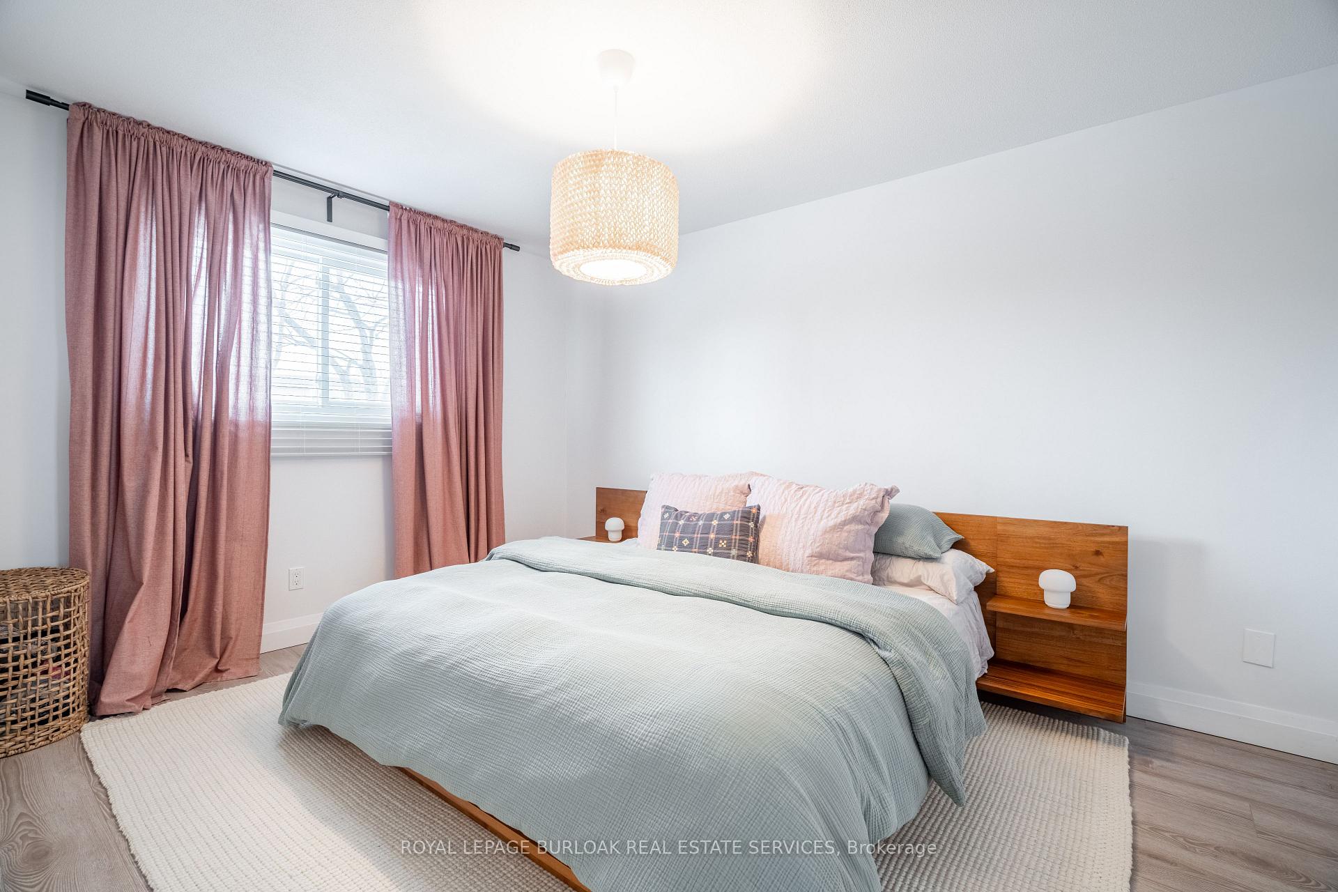 Photo 17 of 104 Darlington Drive, Hamilton, Gilbert — HOMEH