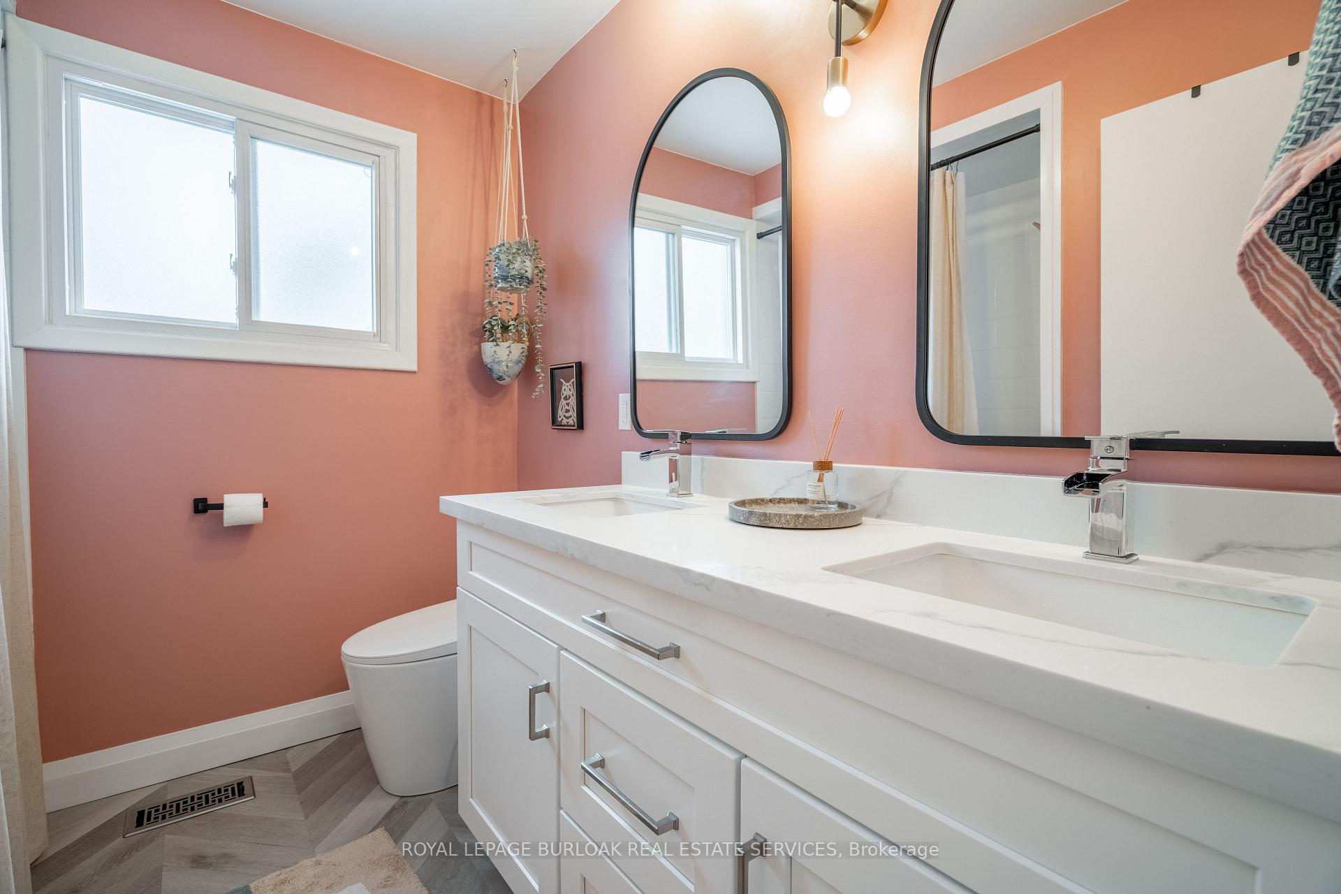 Photo 21 of 104 Darlington Drive, Hamilton, Gilbert — HOMEH