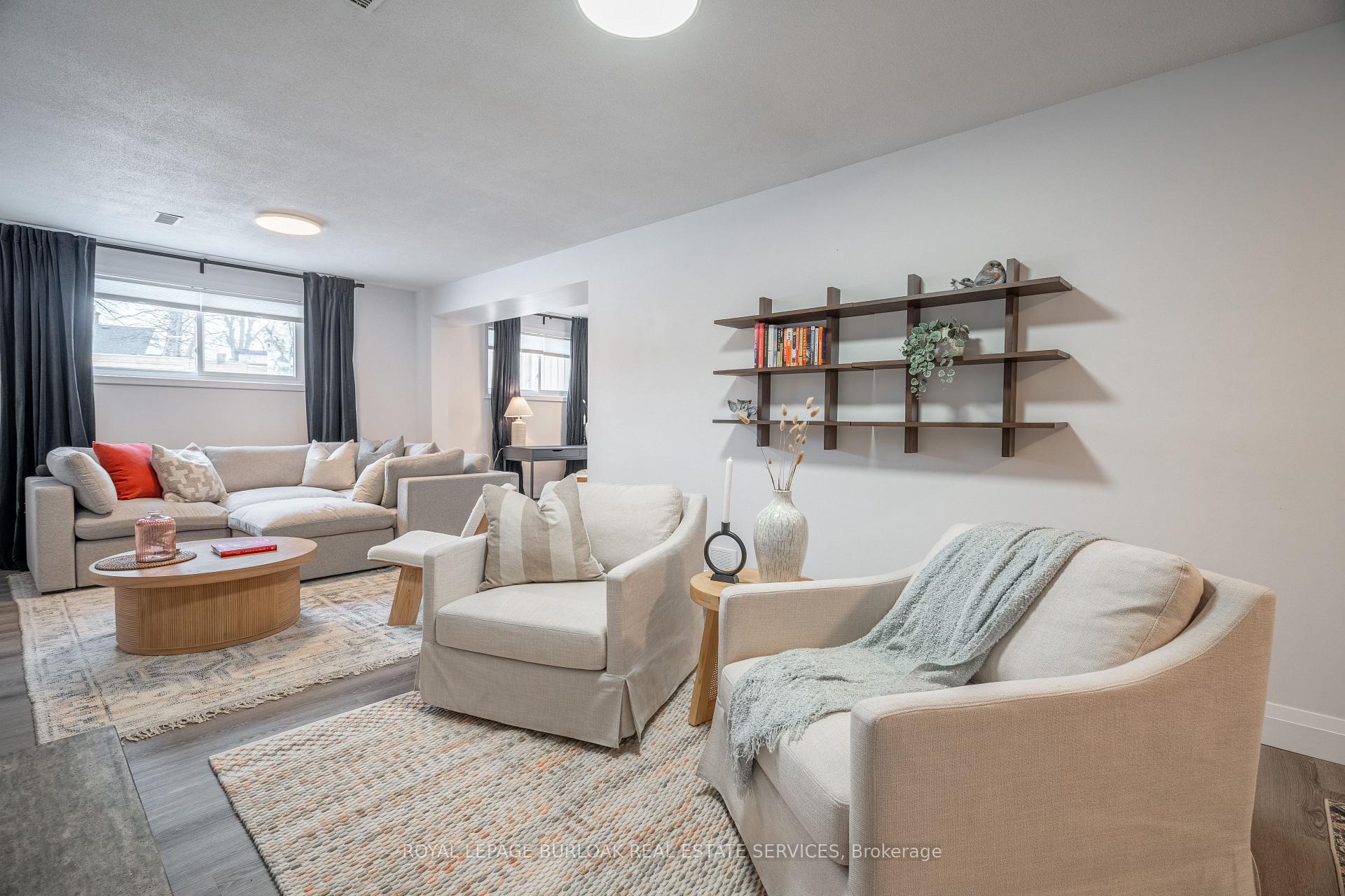 Photo 23 of 104 Darlington Drive, Hamilton, Gilbert — HOMEH