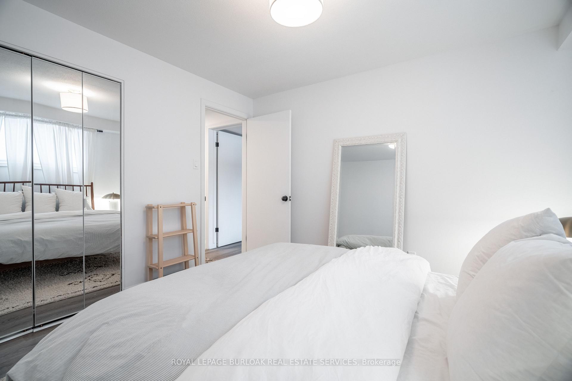 Photo 28 of 104 Darlington Drive, Hamilton, Gilbert — HOMEH