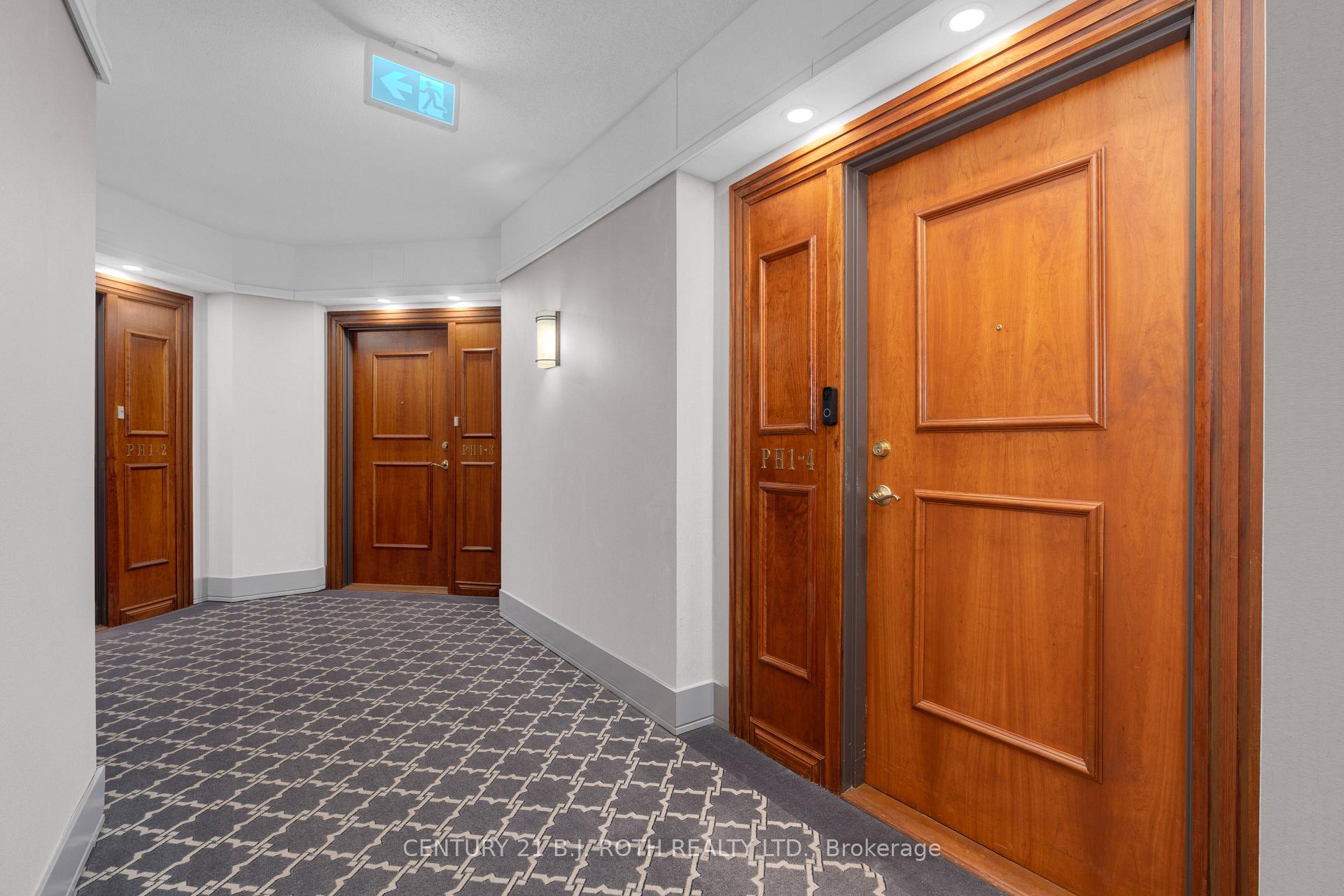 Photo 11 of Unit PH1-4, 2 Toronto Street, Barrie, City Centre — HOMEH