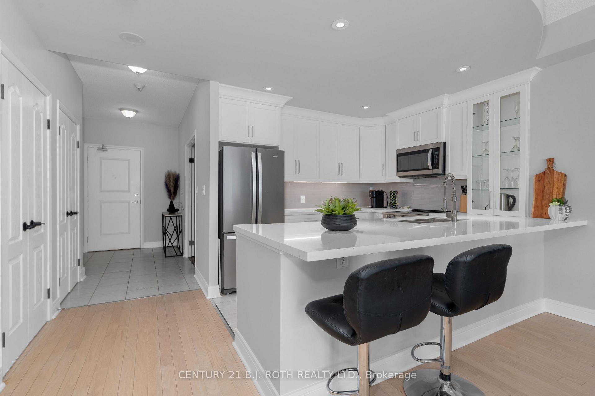 Photo 13 of Unit PH1-4, 2 Toronto Street, Barrie, City Centre — HOMEH