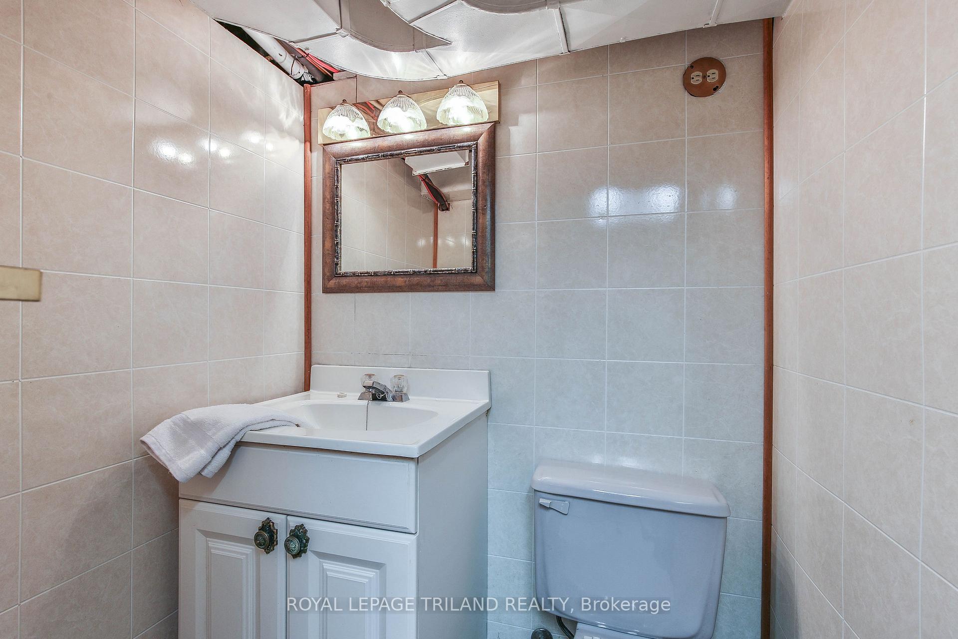 Photo 61 of 21 Trafalgar Street, St. Thomas — HOMEH