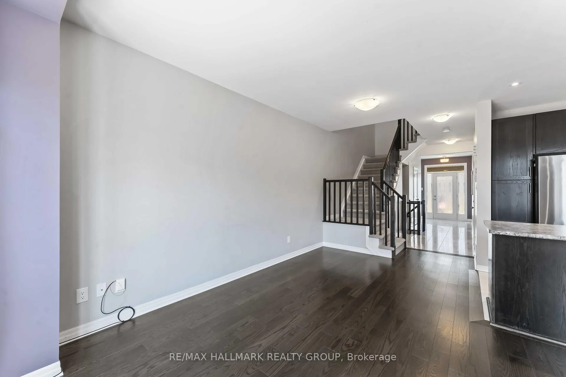 Photo 13 of 900 Littlerock Street, Ottawa, Leitrim — HOMEH