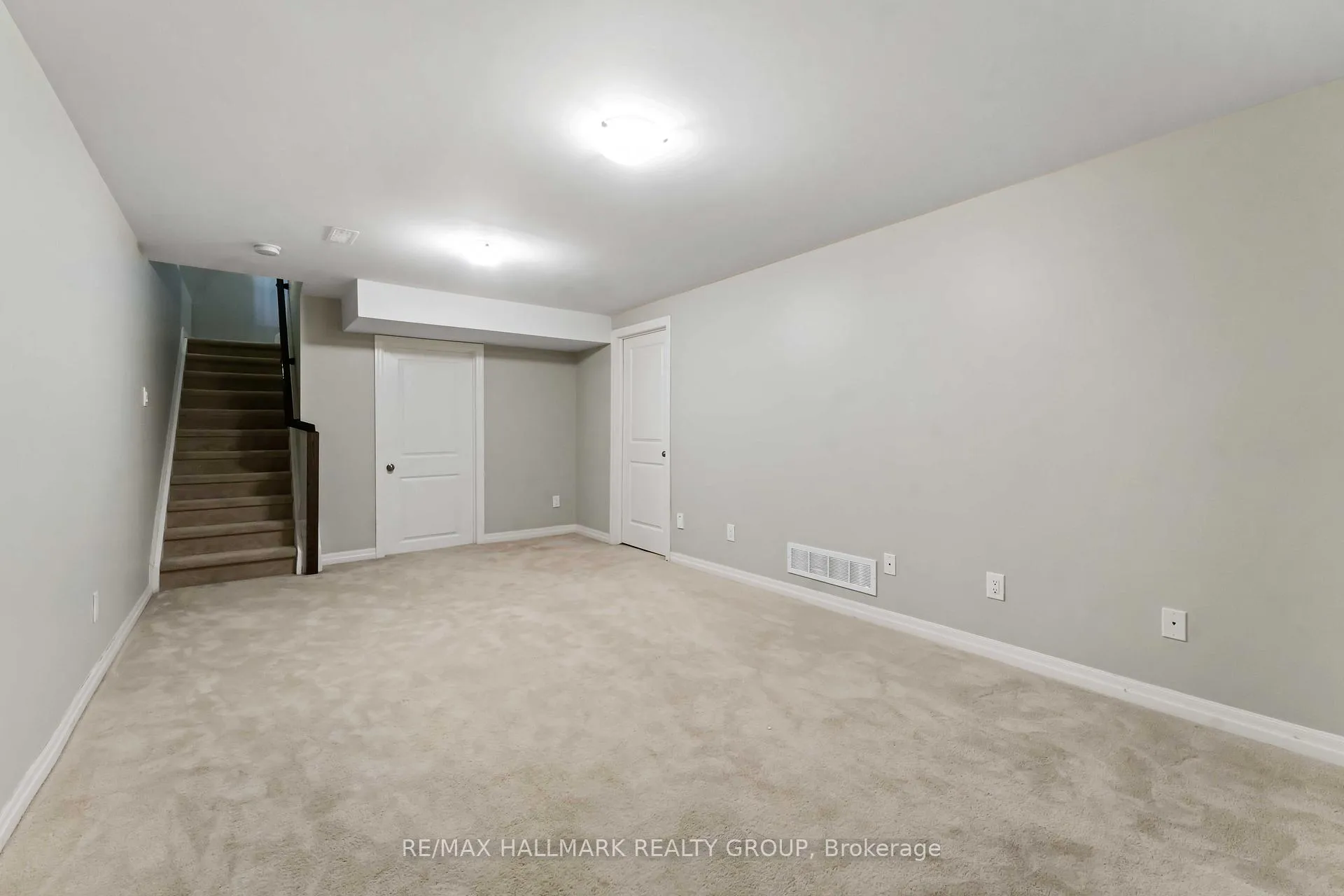 Photo 26 of 900 Littlerock Street, Ottawa, Leitrim — HOMEH