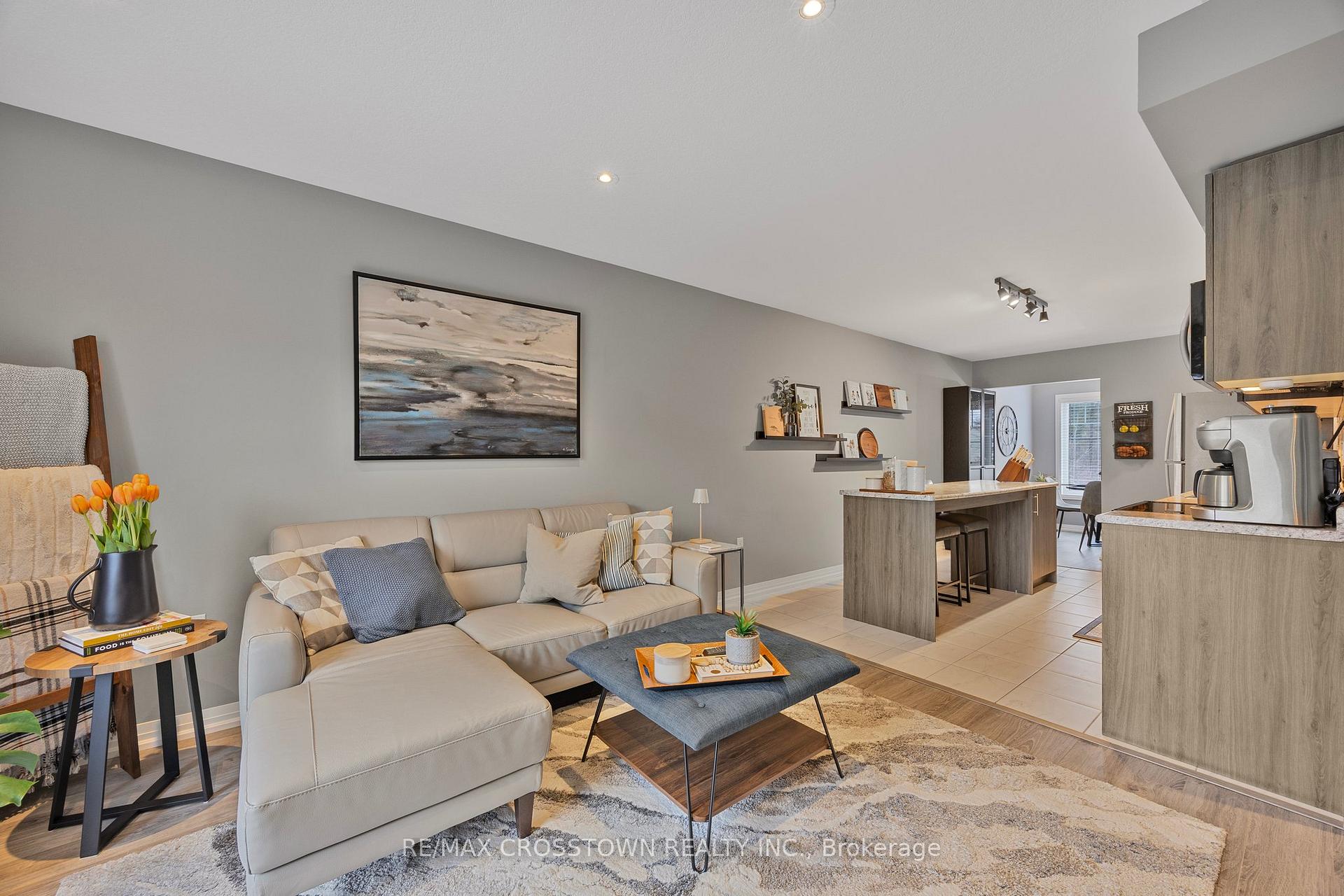 Photo 13 of 73 Andean Lane, Barrie, Rural Barrie Southwest — HOMEH