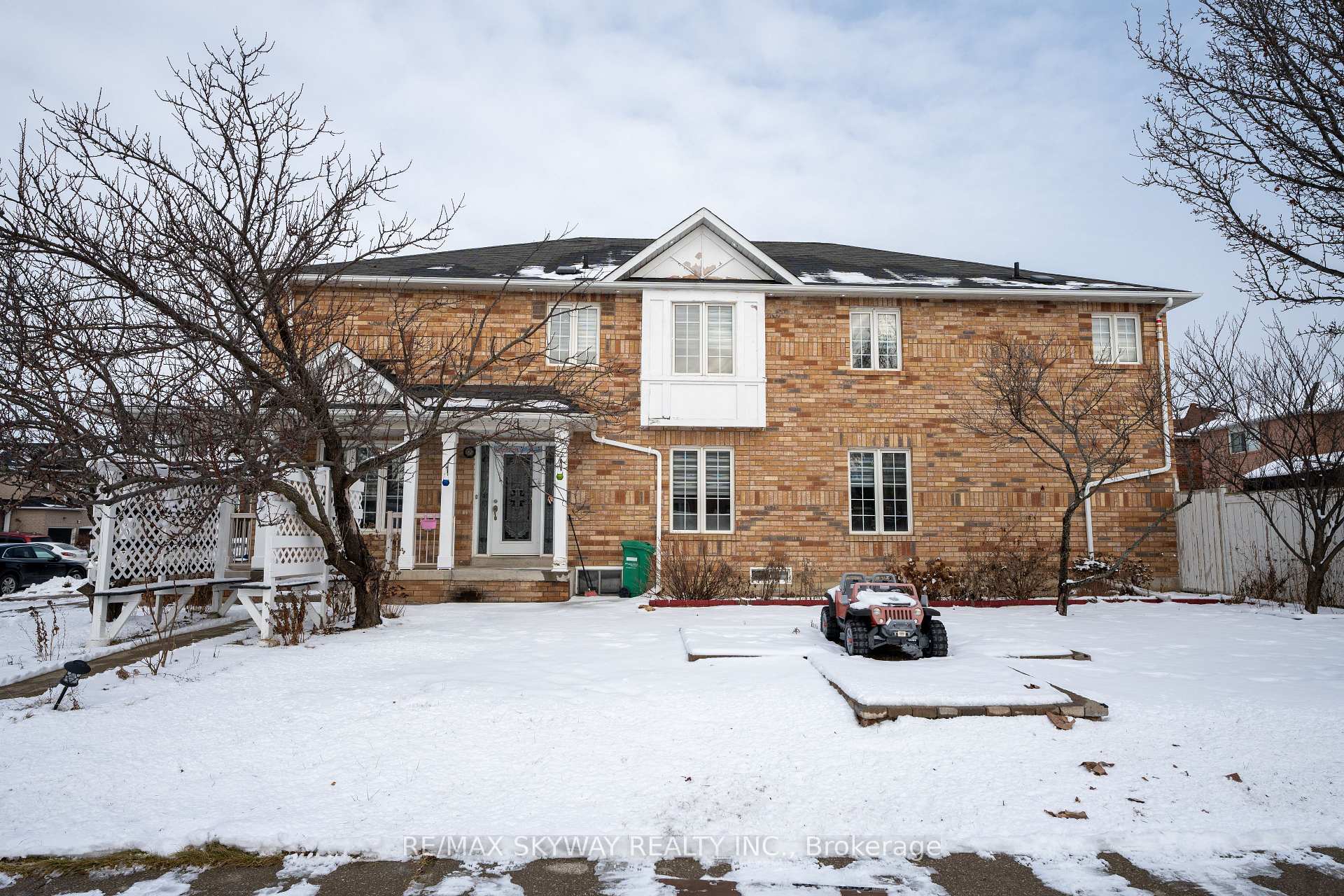 Photo 3 of 3 Piper Street, Brampton, Fletcher's Meadow — HOMEH