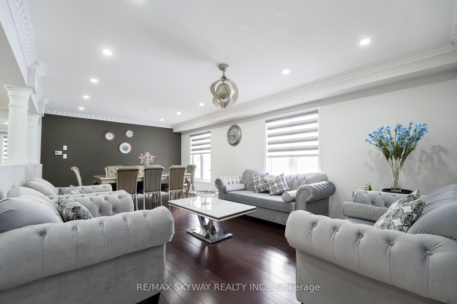 Photo 8 of 3 Piper Street, Brampton, Fletcher's Meadow — HOMEH