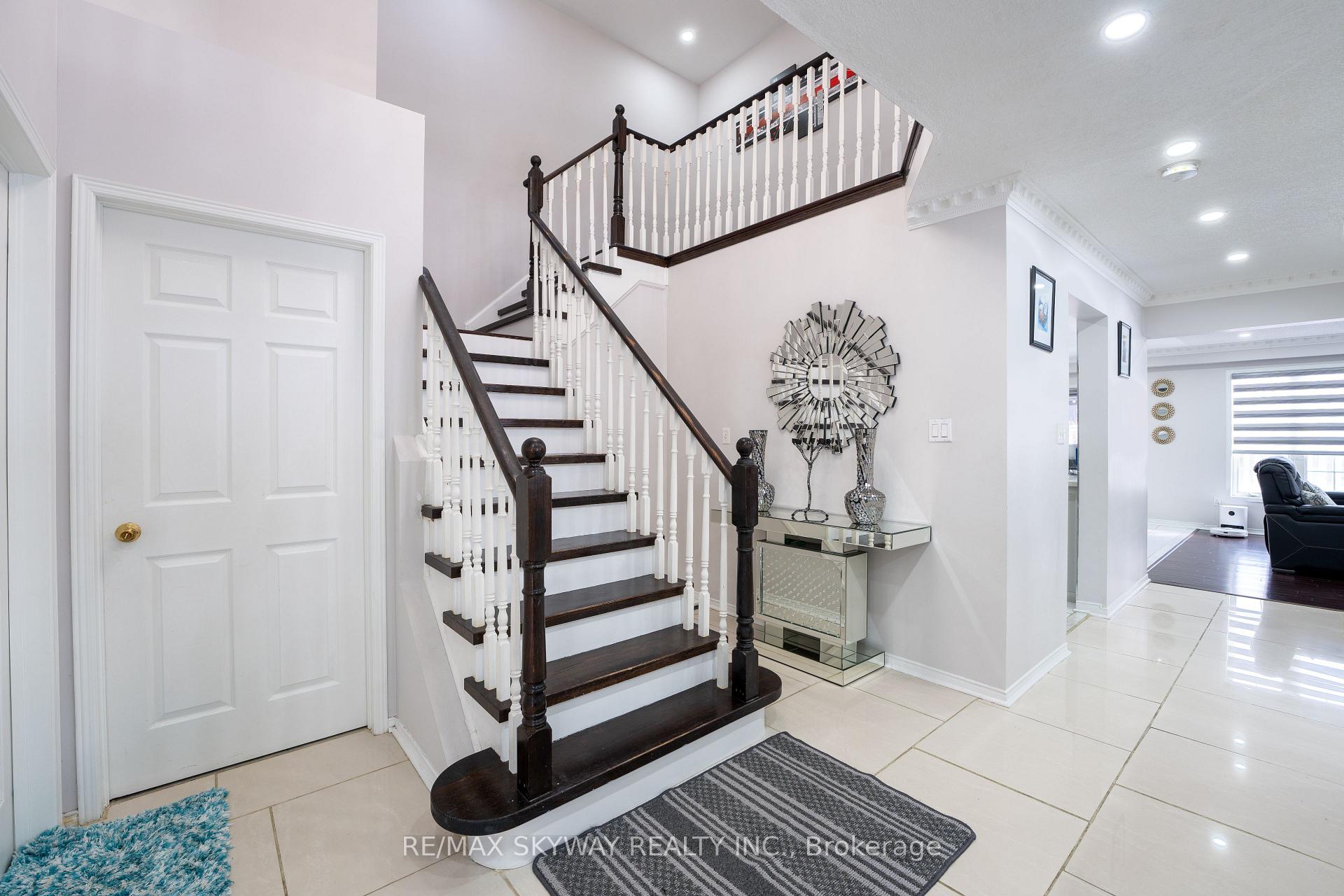 Photo 16 of 3 Piper Street, Brampton, Fletcher's Meadow — HOMEH