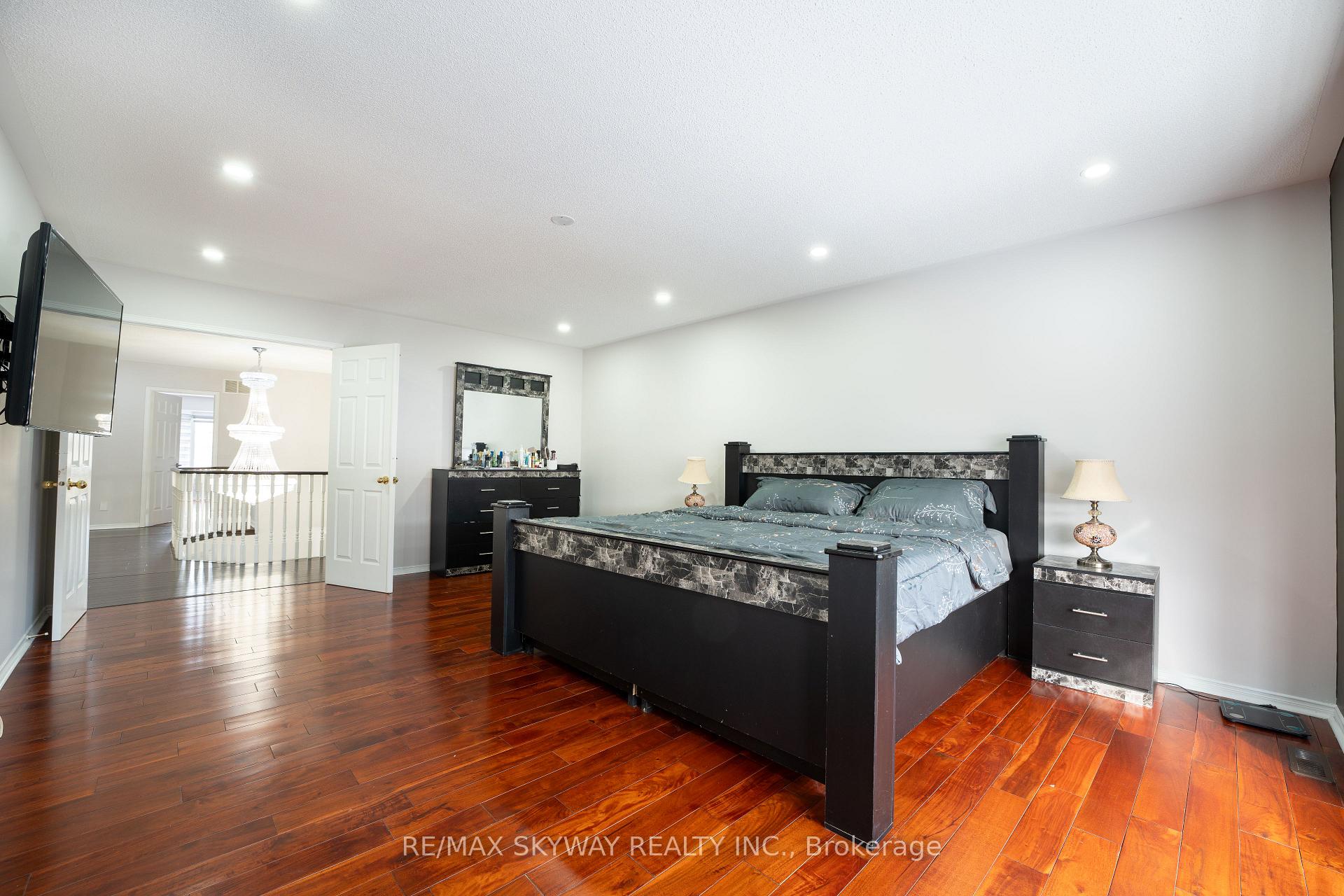 Photo 19 of 3 Piper Street, Brampton, Fletcher's Meadow — HOMEH