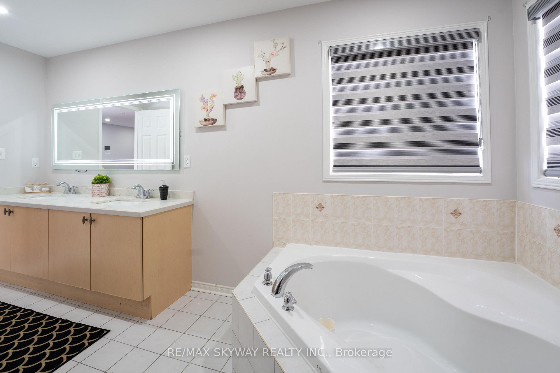 Photo 21 of 3 Piper Street, Brampton, Fletcher's Meadow — HOMEH