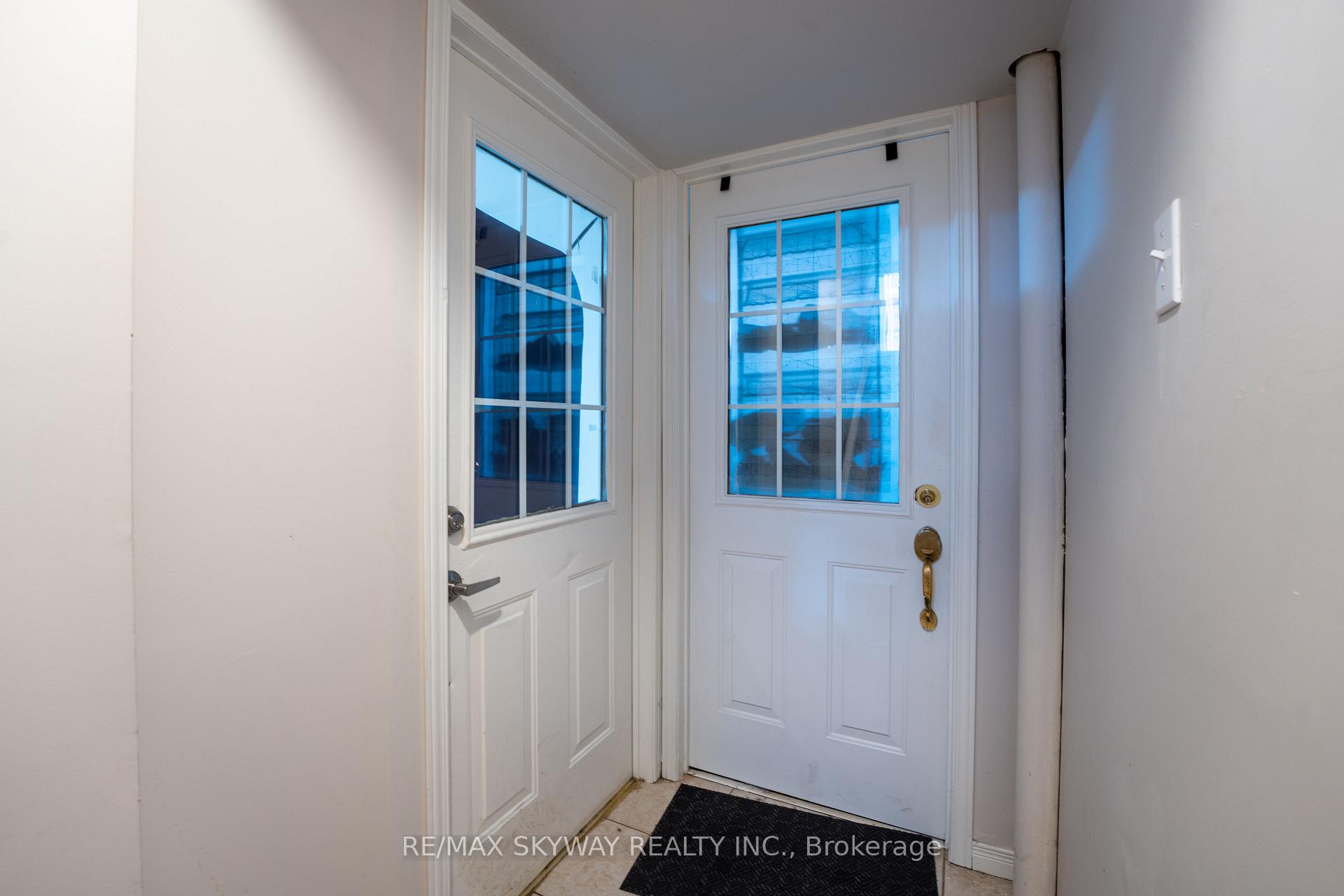 Photo 33 of 3 Piper Street, Brampton, Fletcher's Meadow — HOMEH