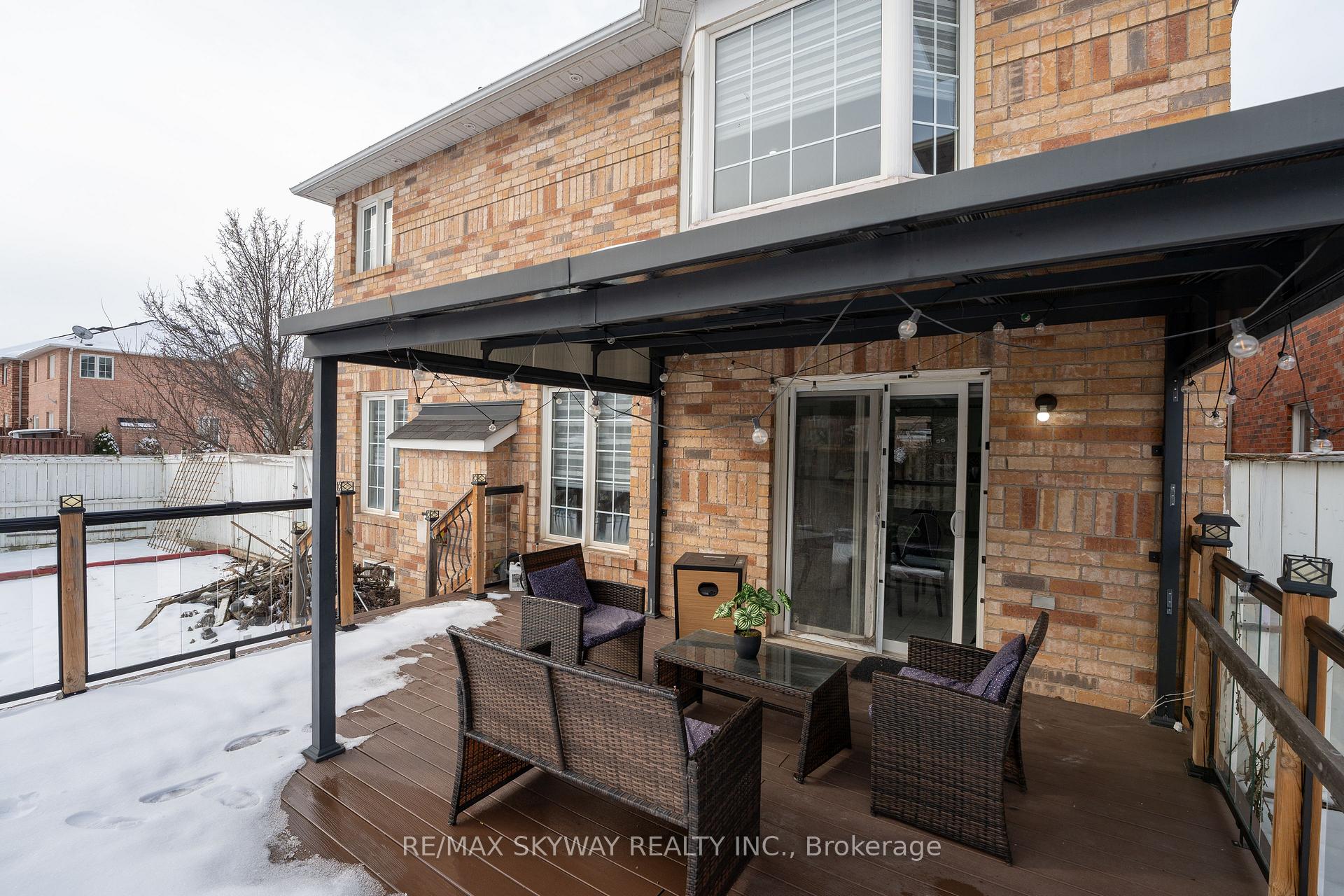 Photo 34 of 3 Piper Street, Brampton, Fletcher's Meadow — HOMEH