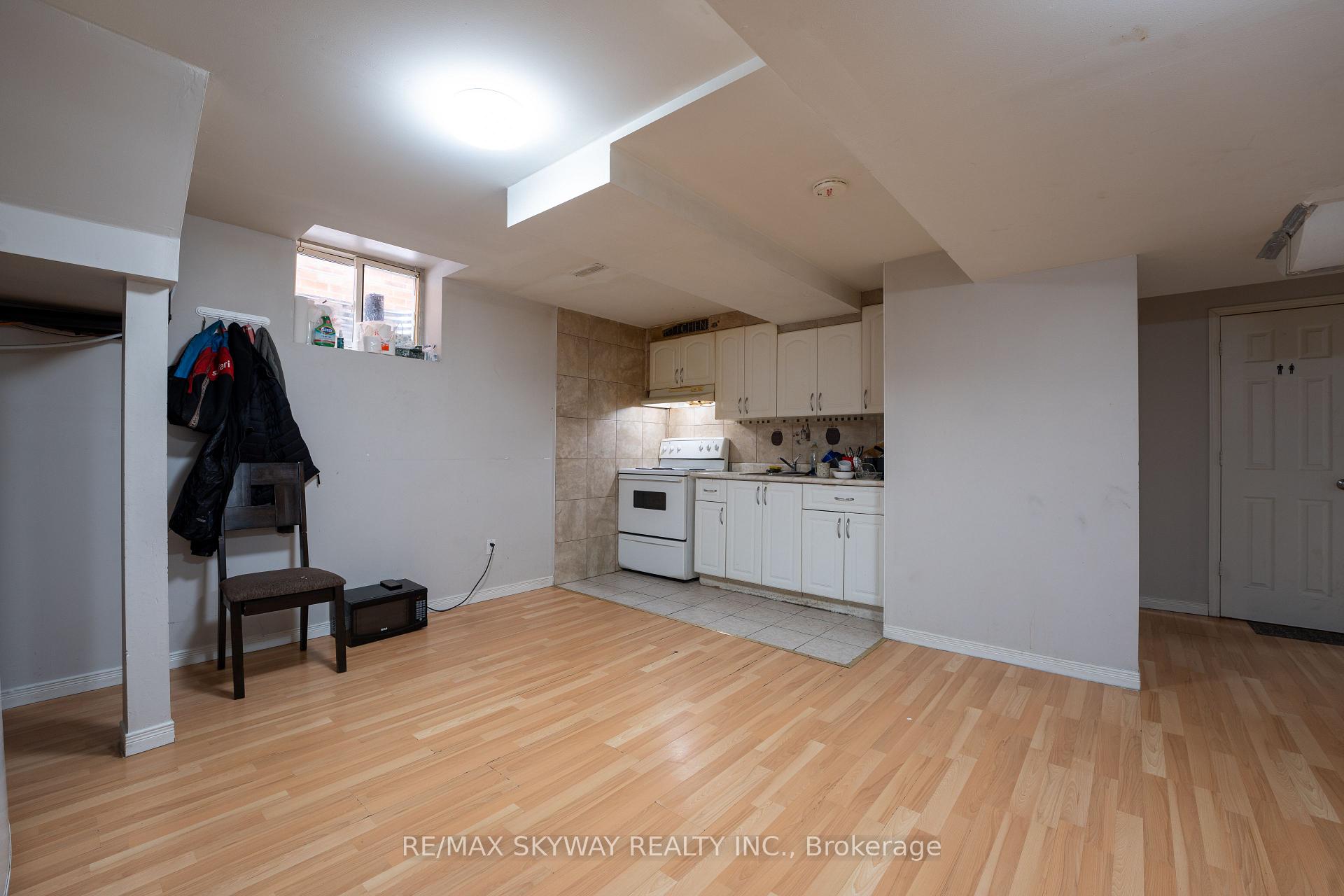 Photo 35 of 3 Piper Street, Brampton, Fletcher's Meadow — HOMEH
