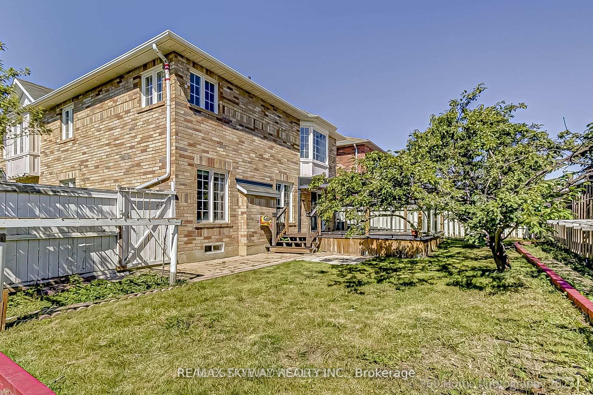 Photo 39 of 3 Piper Street, Brampton, Fletcher's Meadow — HOMEH