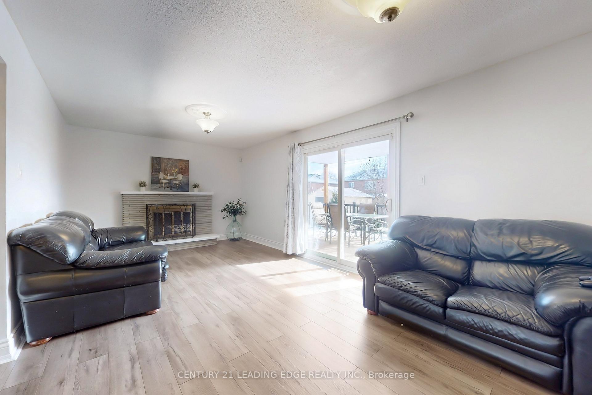 Photo 23 of 17 Jardine Street, Brampton, Northgate — HOMEH