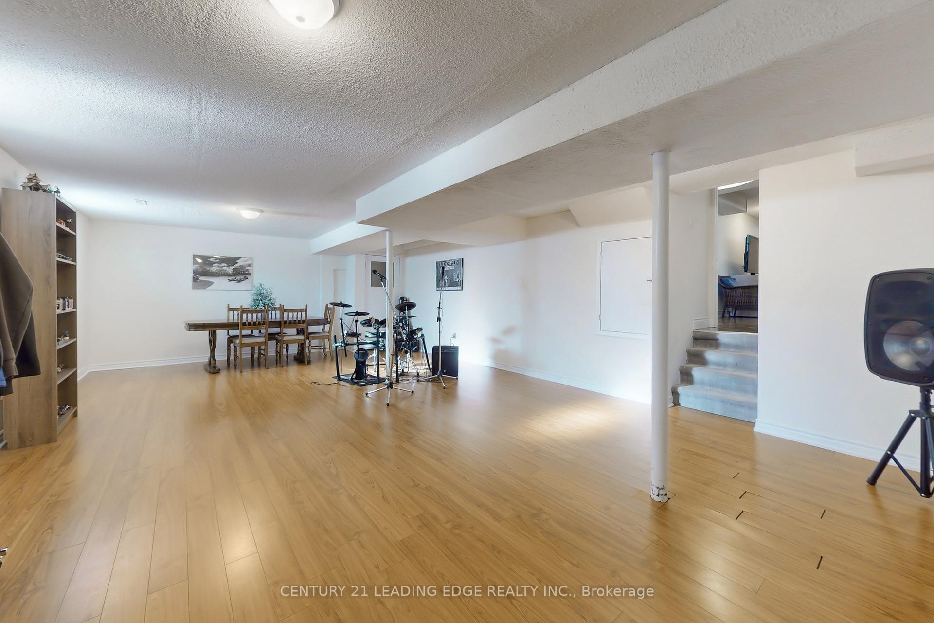 Photo 38 of 17 Jardine Street, Brampton, Northgate — HOMEH