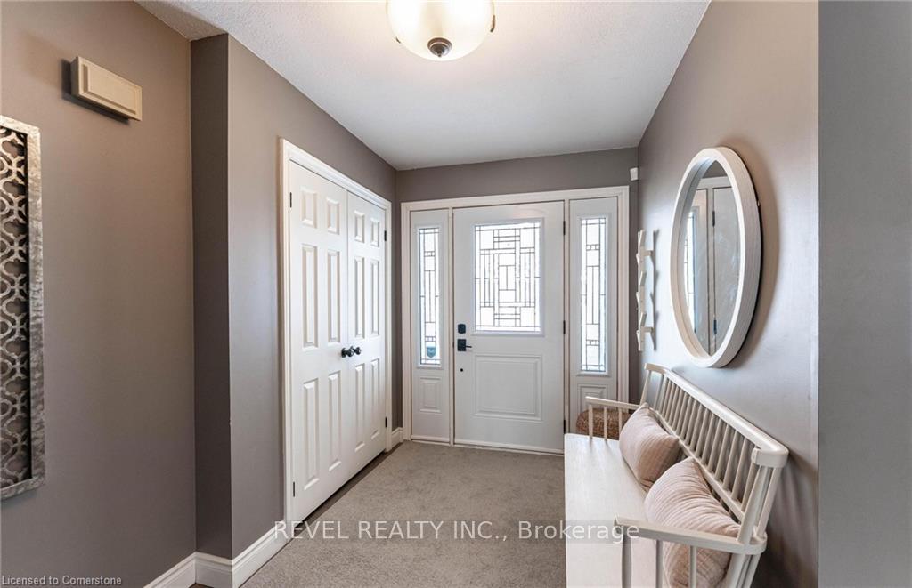 Photo 24 of 7 Sugarplum Court, Hamilton, Stoney Creek Mountain — HOMEH