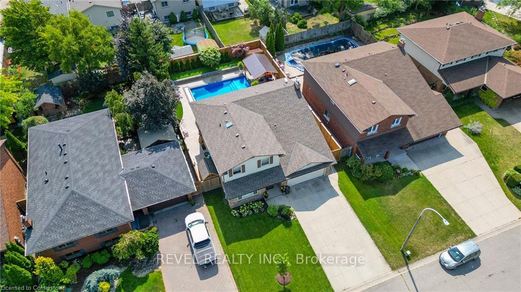 Photo 47 of 7 Sugarplum Court, Hamilton, Stoney Creek Mountain — HOMEH