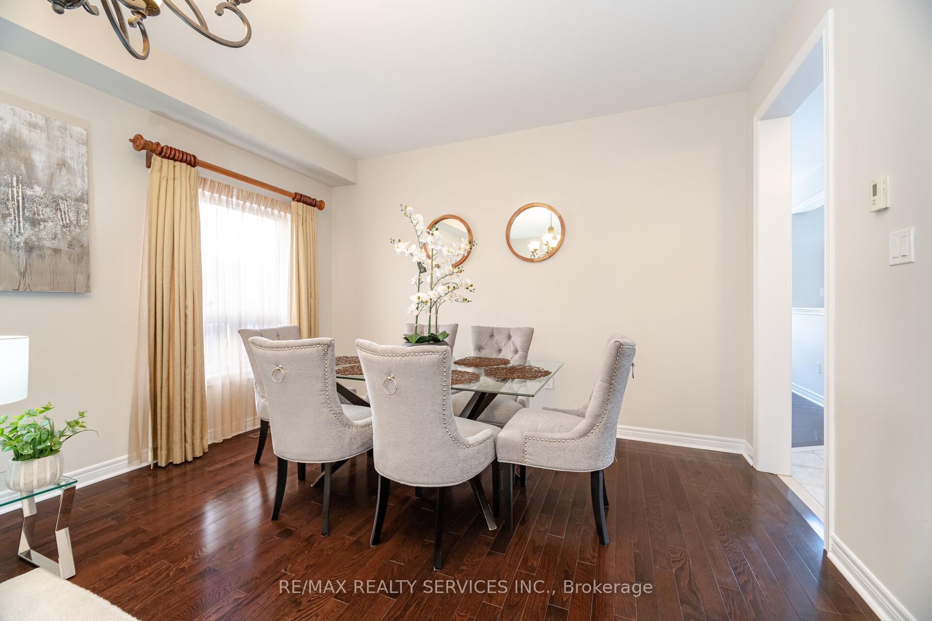 Photo 9 of 21 Fallgate Drive, Brampton, Credit Valley — HOMEH