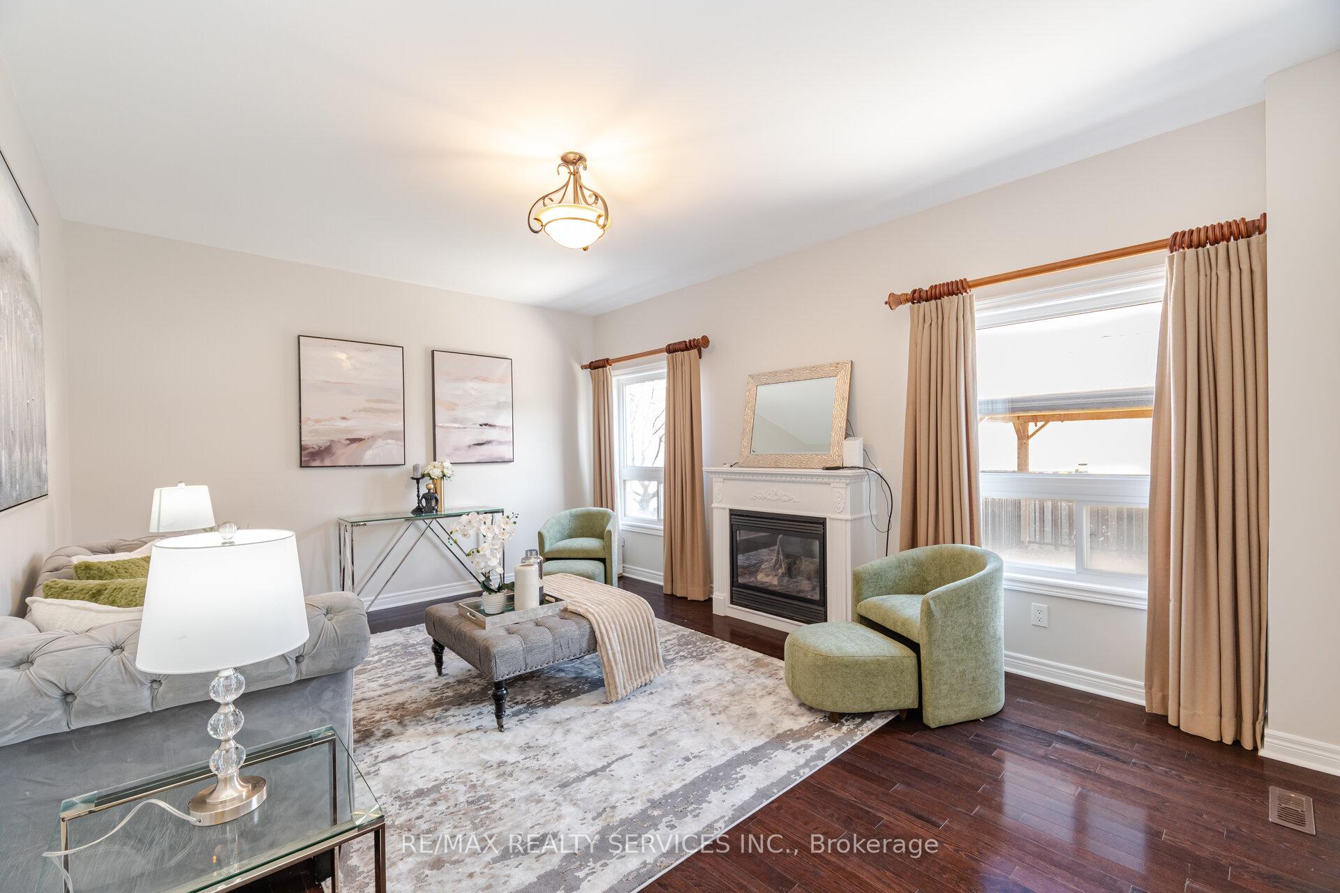 Photo 17 of 21 Fallgate Drive, Brampton, Credit Valley — HOMEH