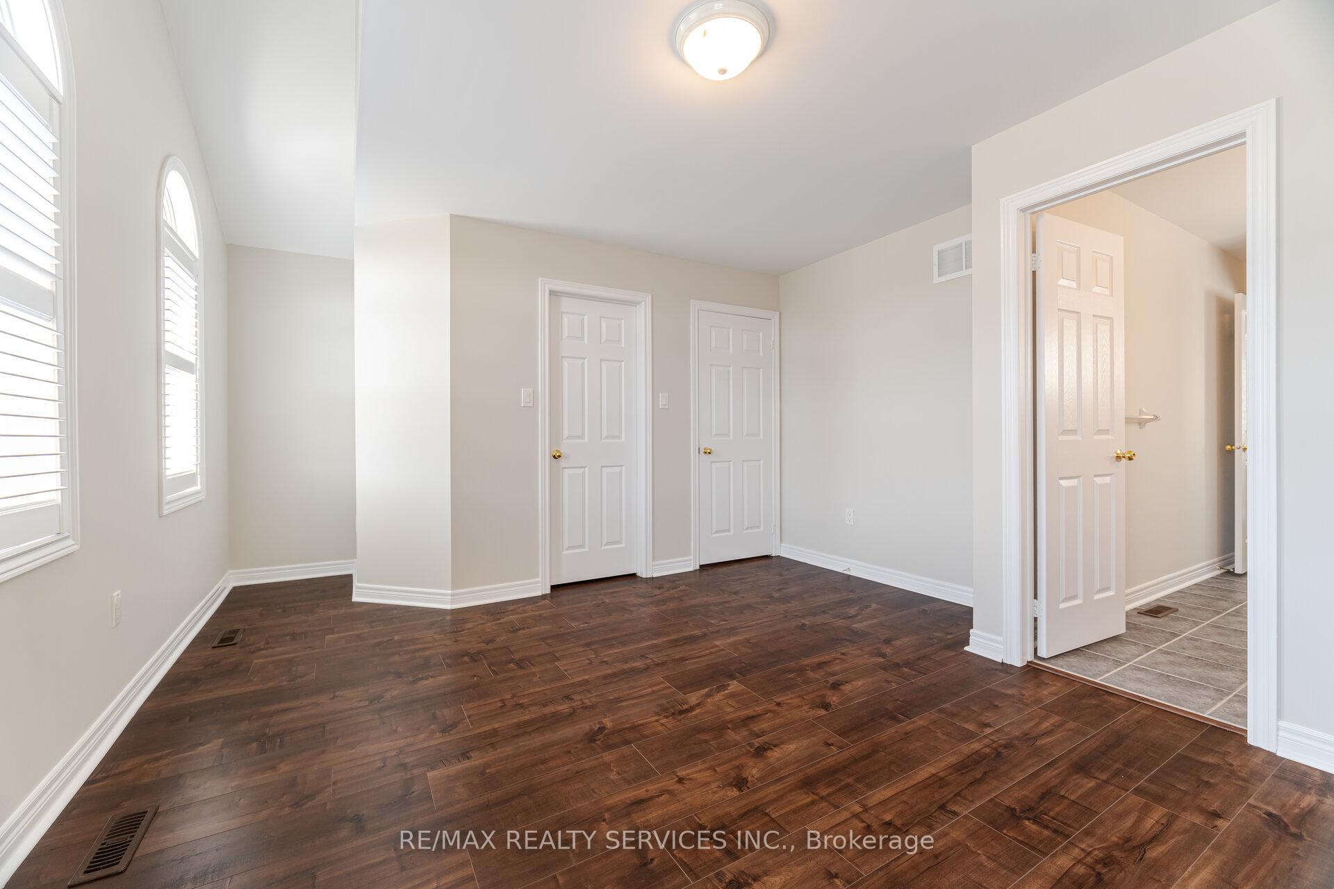Photo 34 of 21 Fallgate Drive, Brampton, Credit Valley — HOMEH
