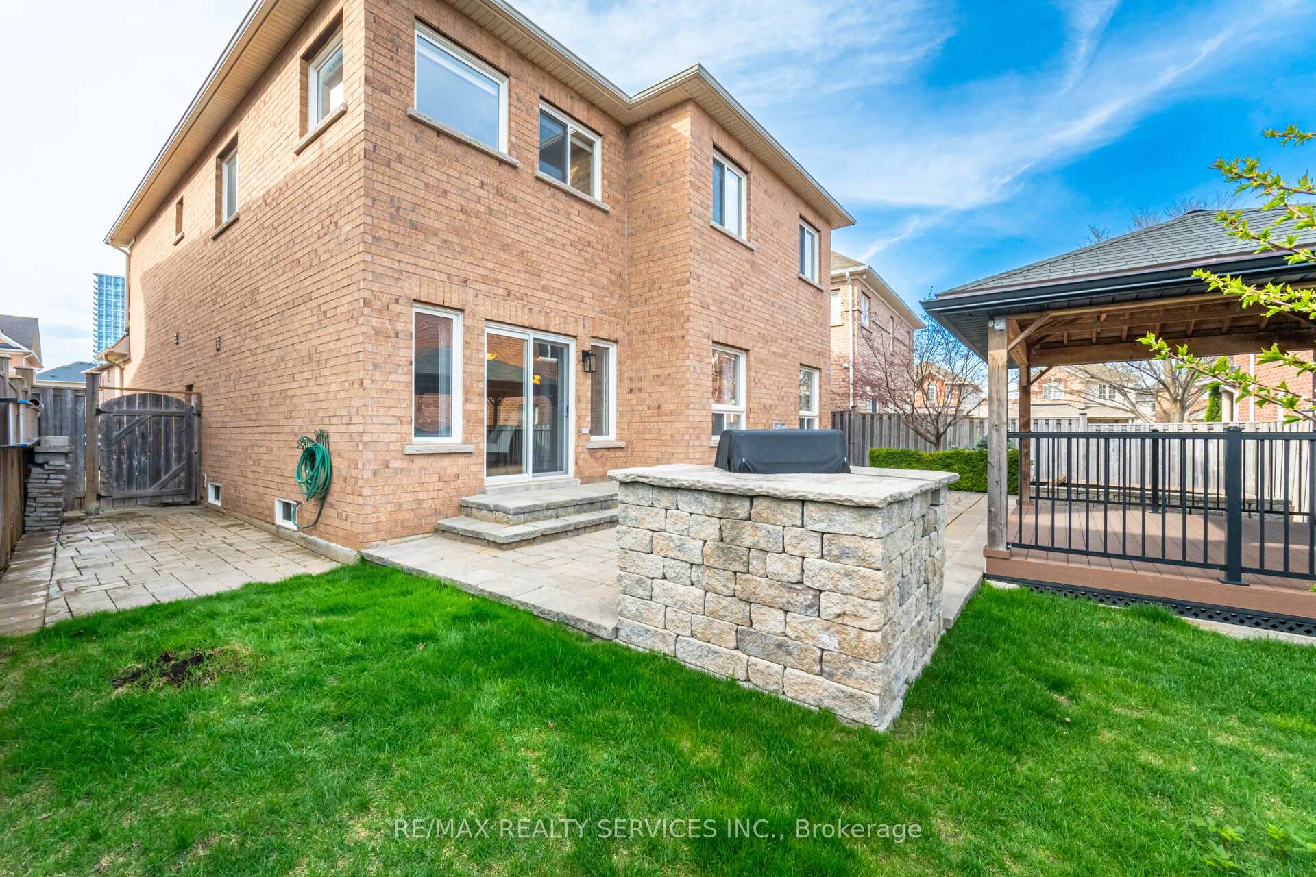 Photo 46 of 21 Fallgate Drive, Brampton, Credit Valley — HOMEH