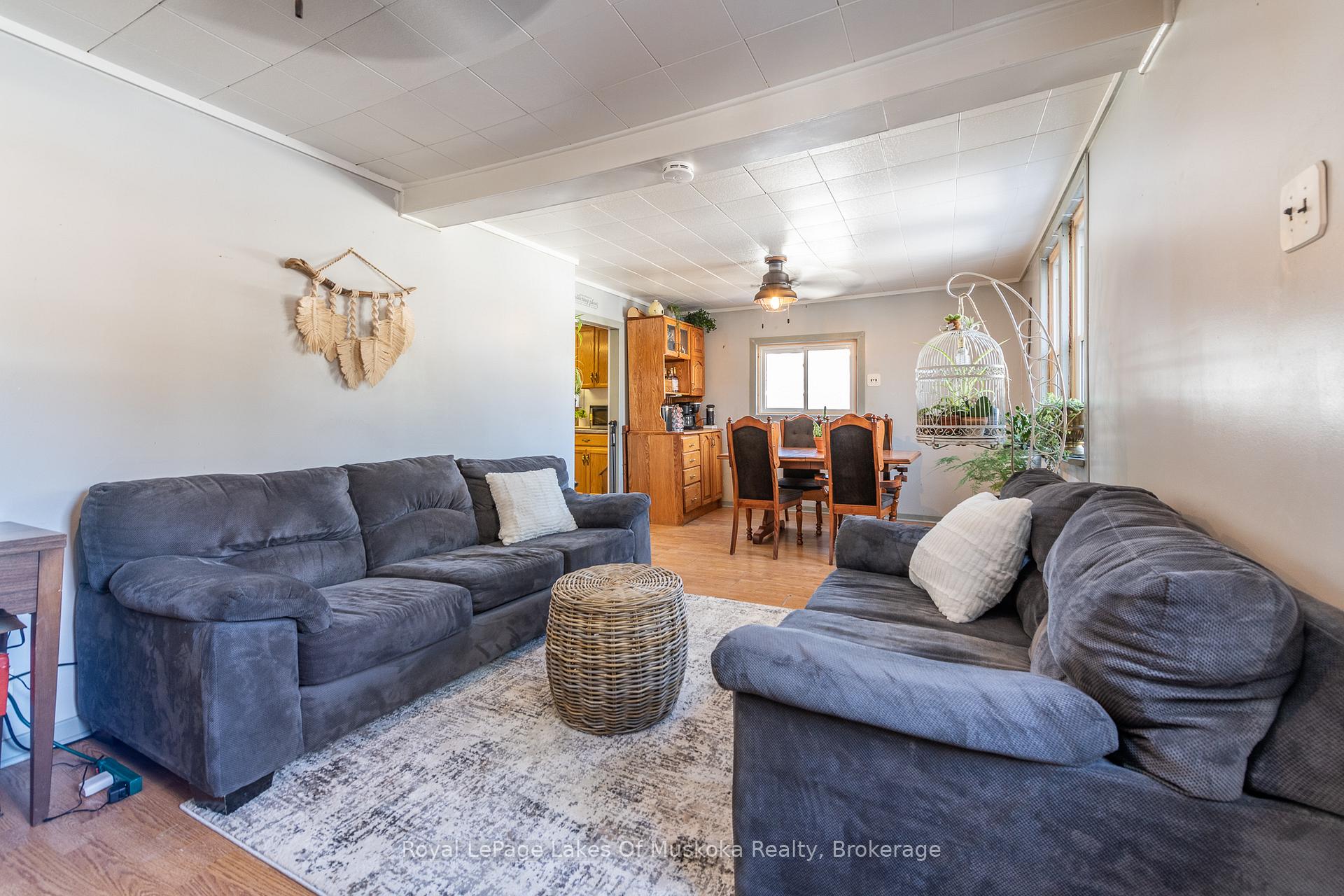 Photo 9 of 100 Queen Street, Burk's Falls — HOMEH